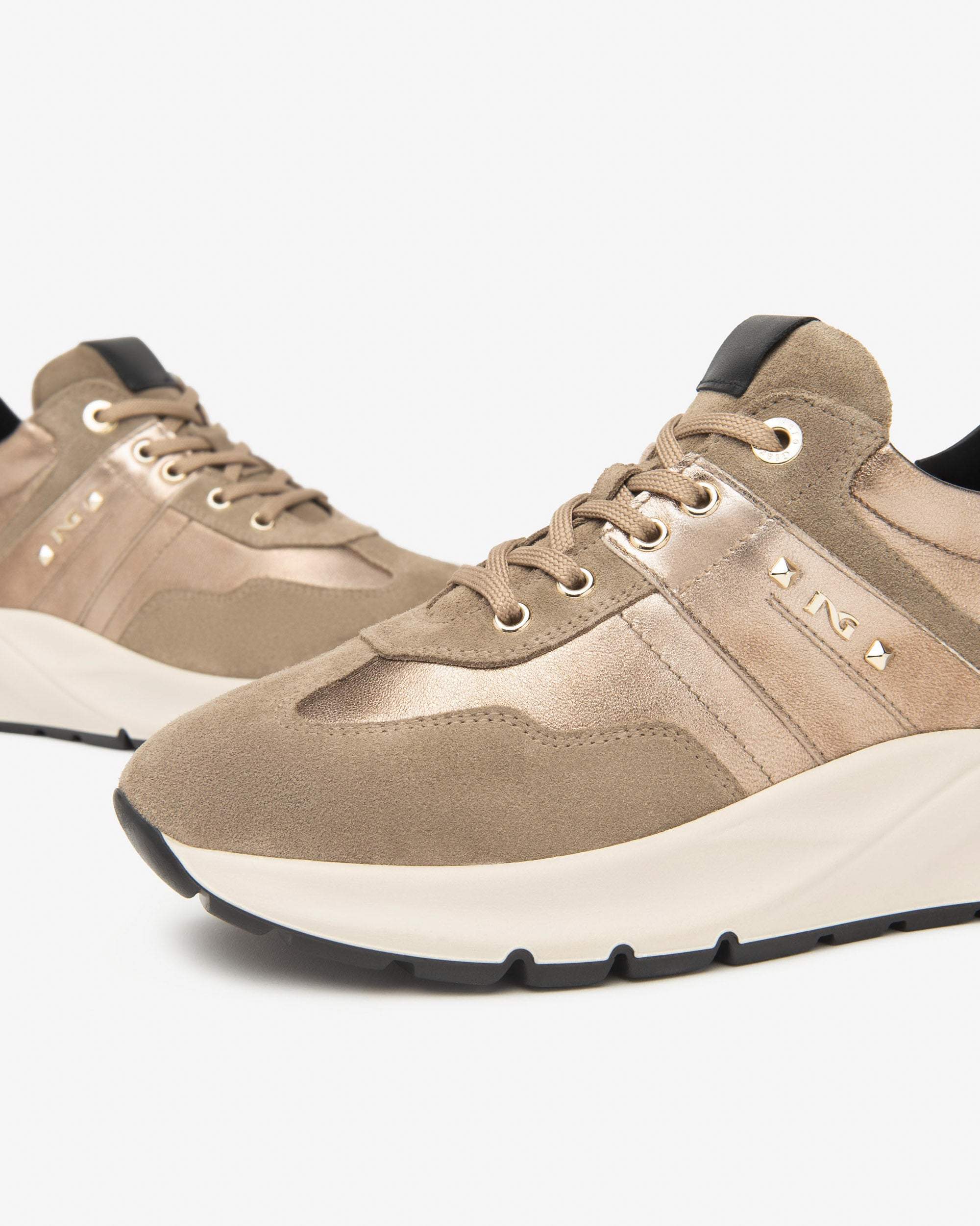 NeroGiardini Sneakers Femme Cuir Velours Confort