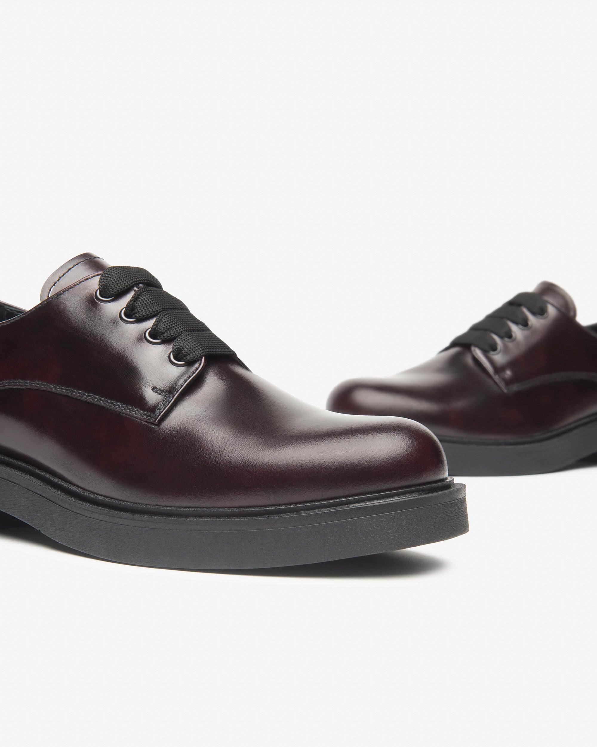 NeroGiardini Chaussures à lacets Derby Femme Cuir 38