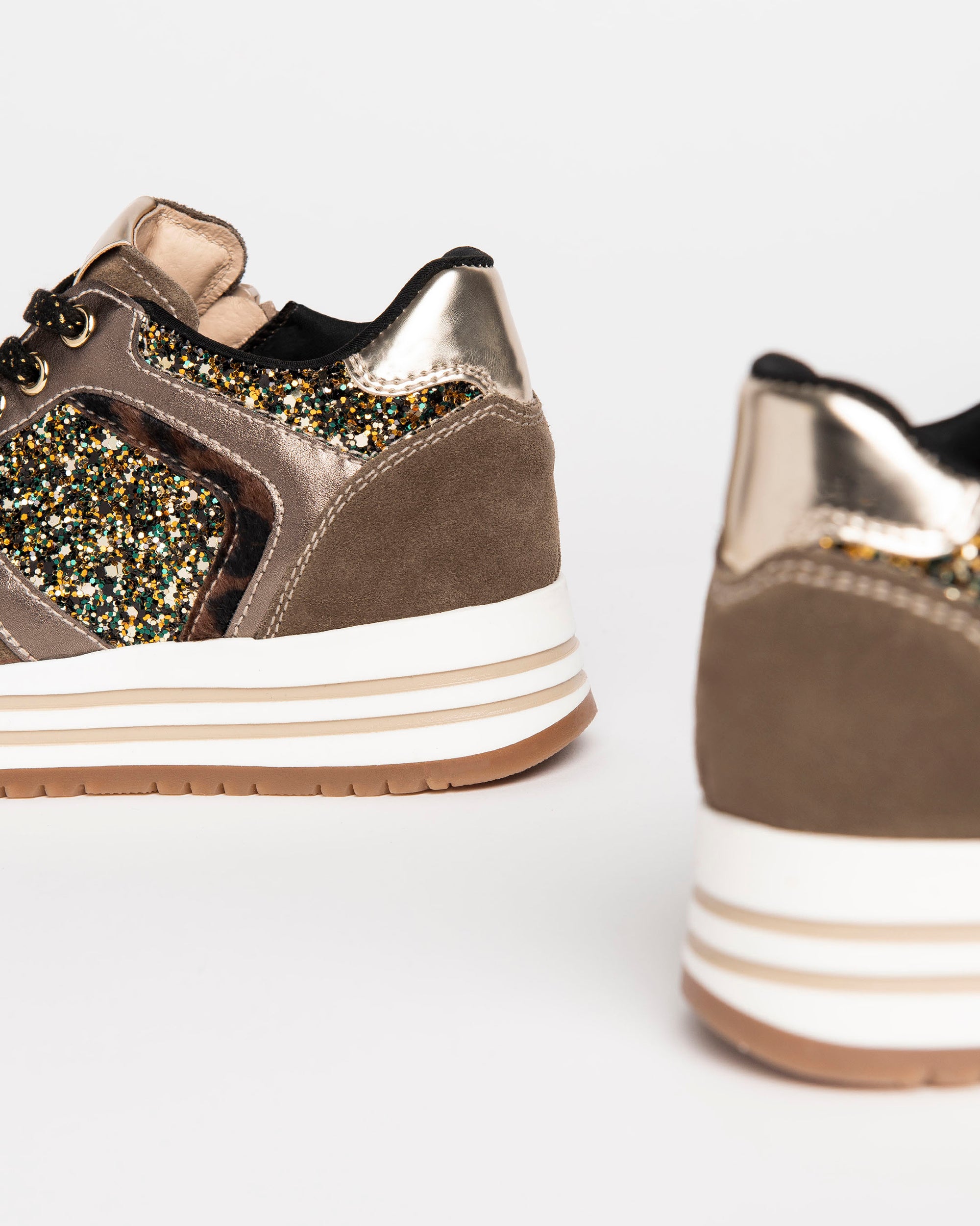NeroGiardini Sneakers Teens Fille Cuir Velours 31-39