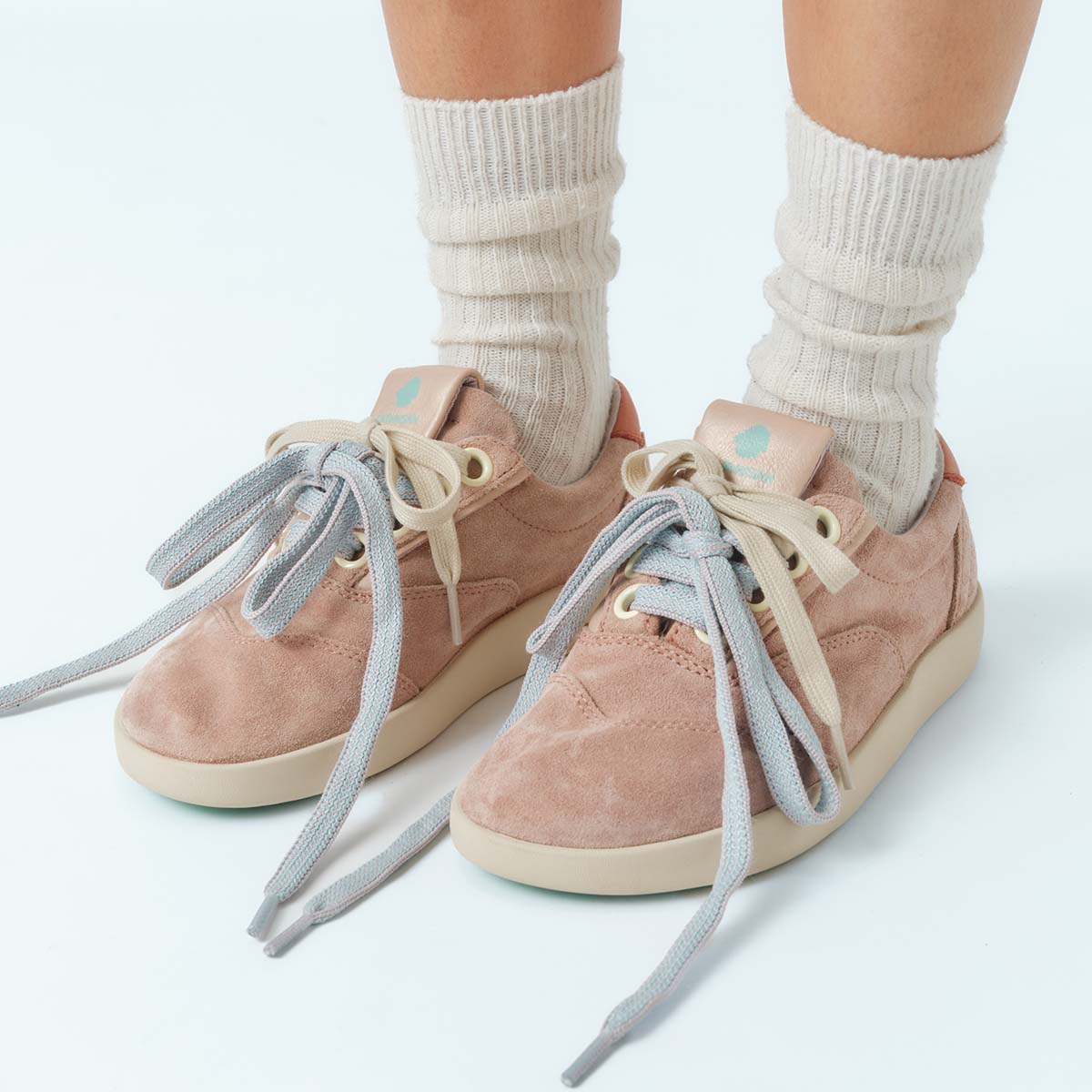 Satorisan Hatko Suede baskets daim beige nomade femme