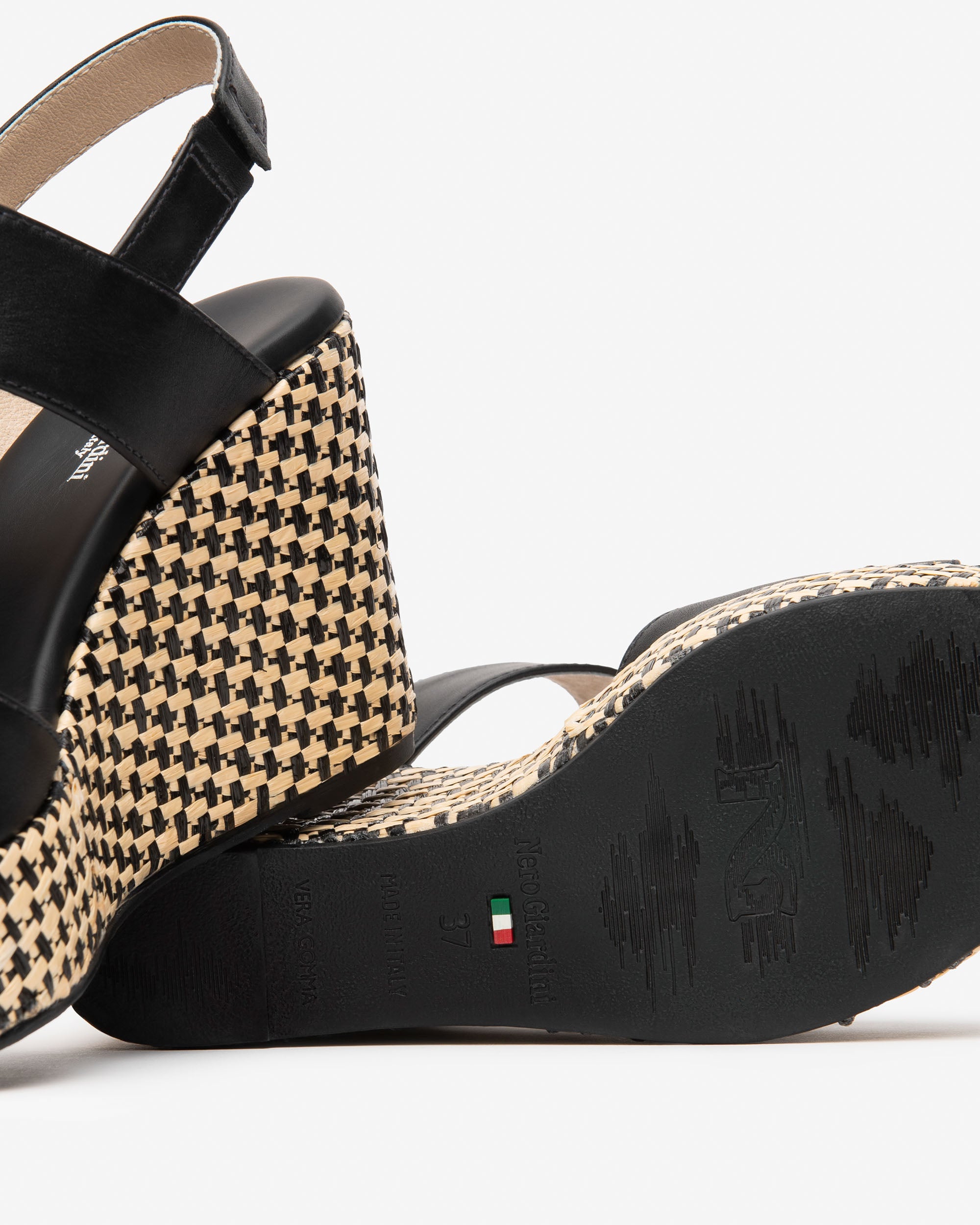 NeroGiardini Sandales Femme Cuir Sandales Été Italie