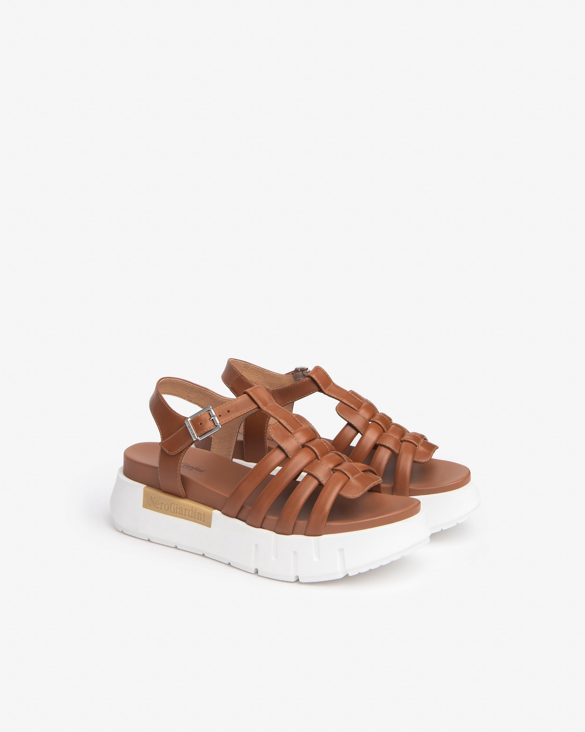 NeroGiardini Sandales sandales femme cuir été