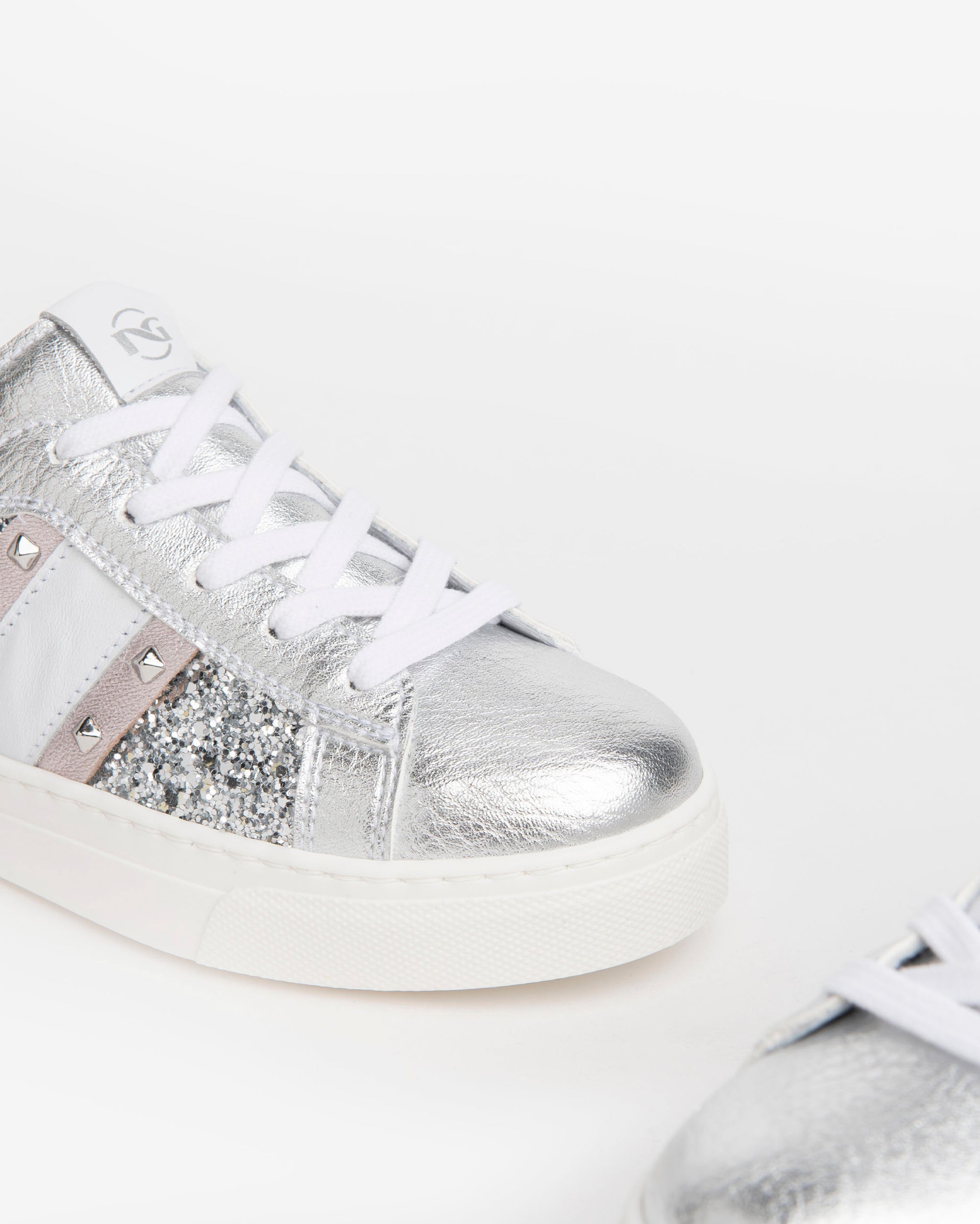 Nerogiardini Sneakers sneakers fille cuir semelle légère