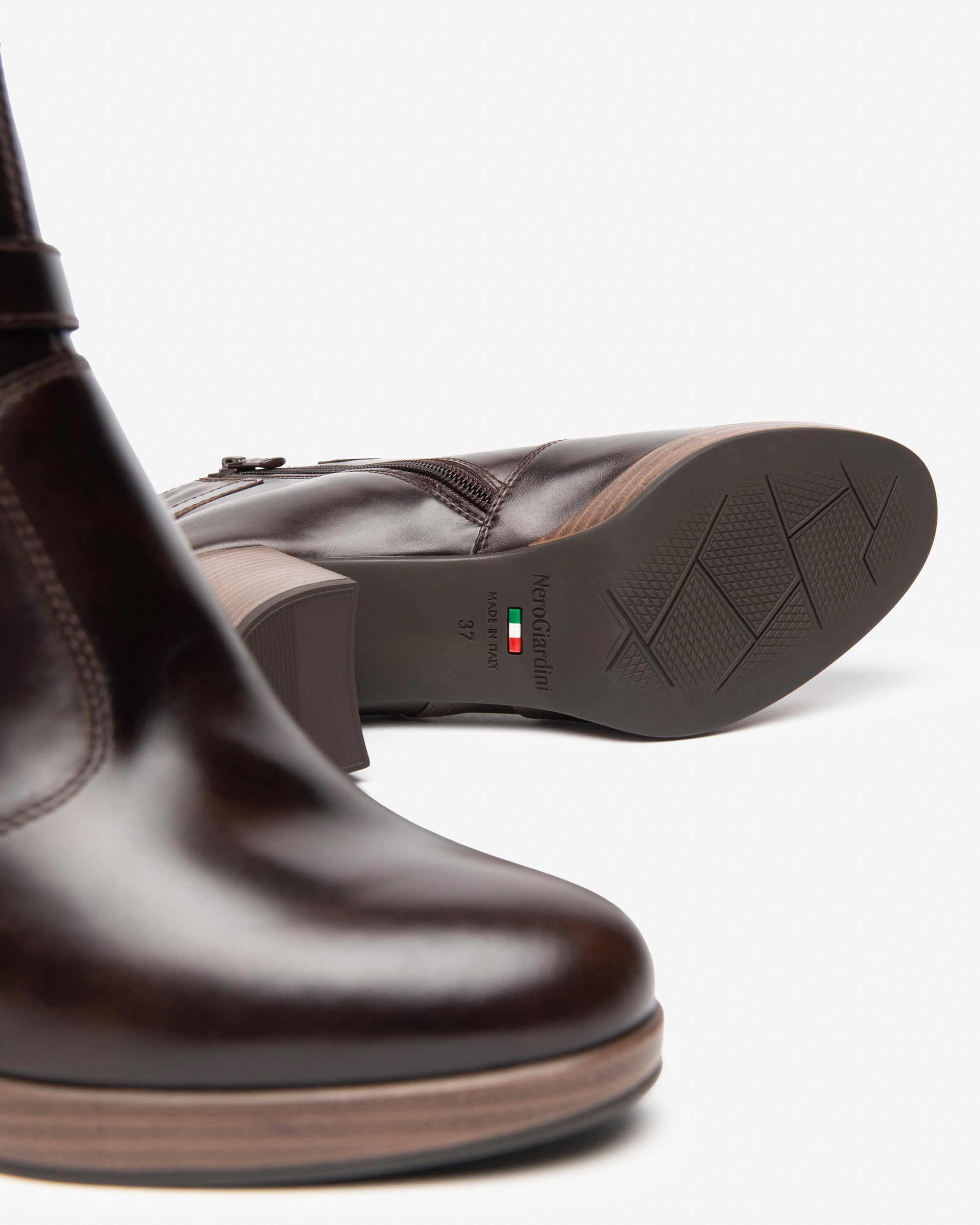 NeroGiardini Bottines Femme en Cuir Noir Automne-Hiver