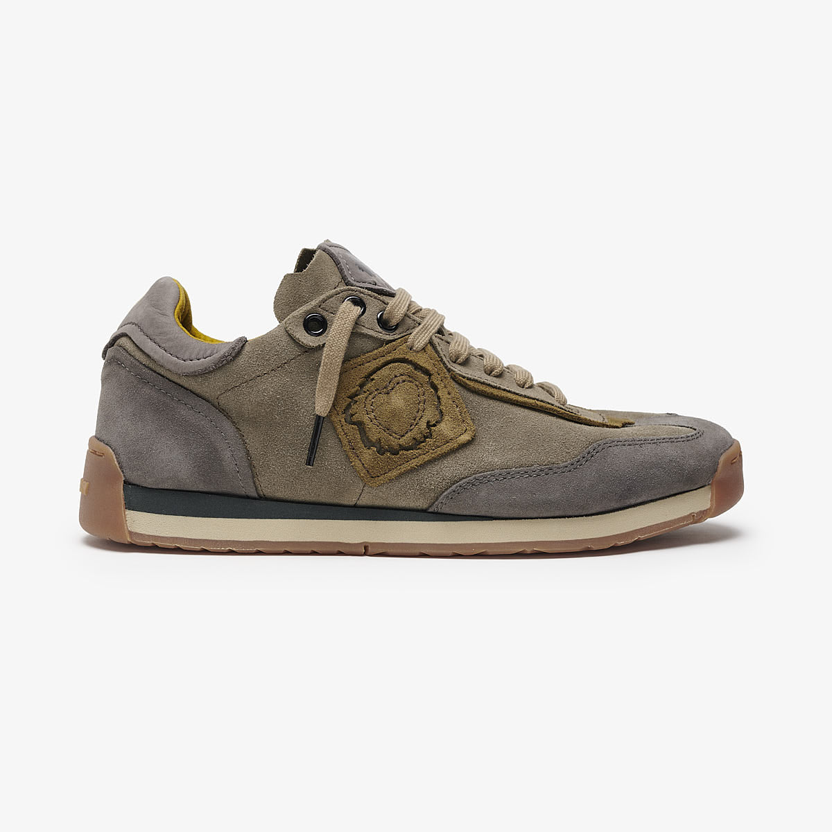 Satorisan Ensō Suede baskets peat green daim