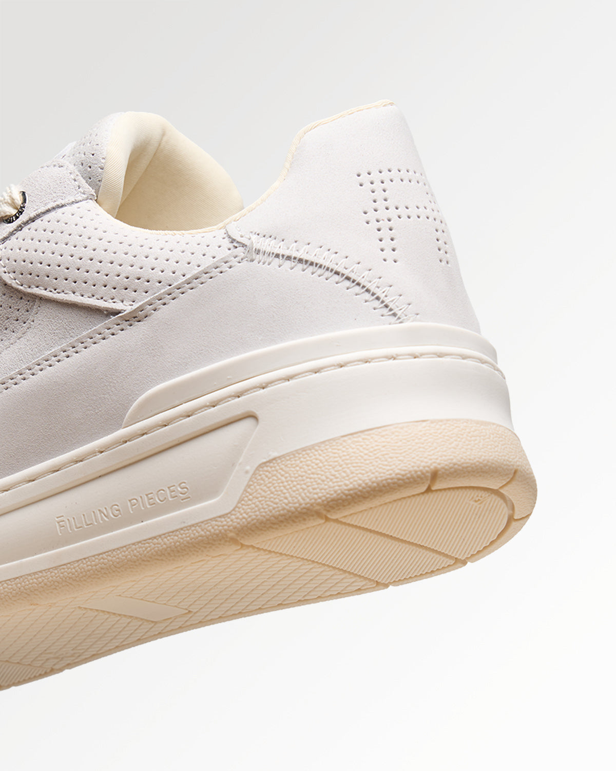 Filling Pieces Cruiser Suede sneakers White nubuck confort