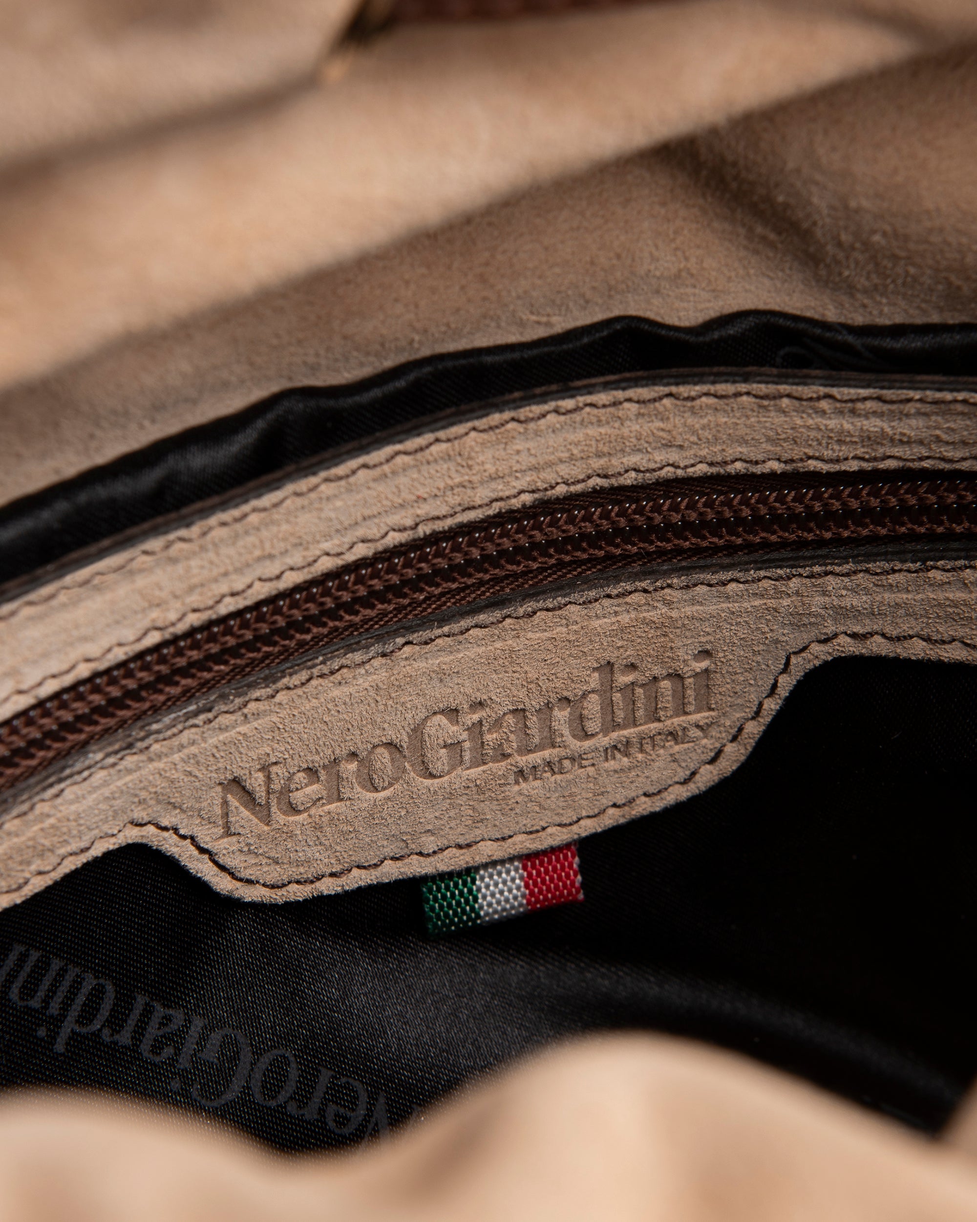 NeroGiardini Sac Épaule Femme Cuir Véritable