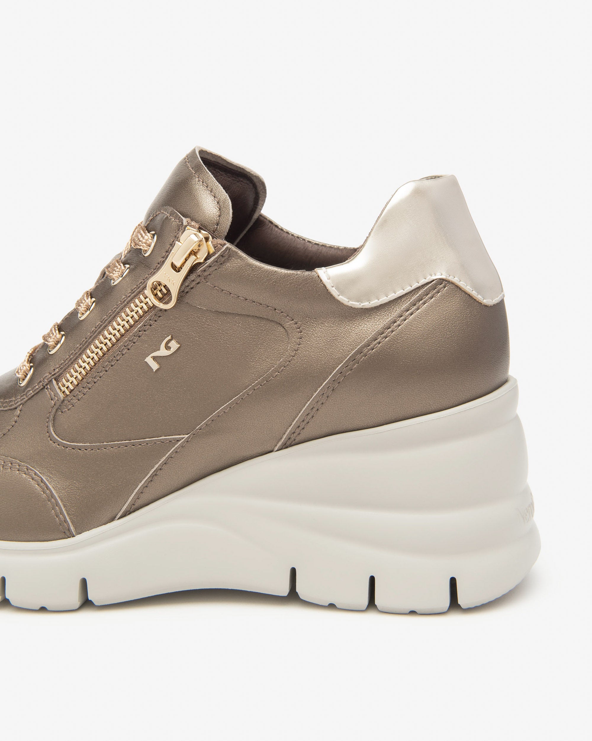 NeroGiardini Sneakers Femme Cuir Technique Memory