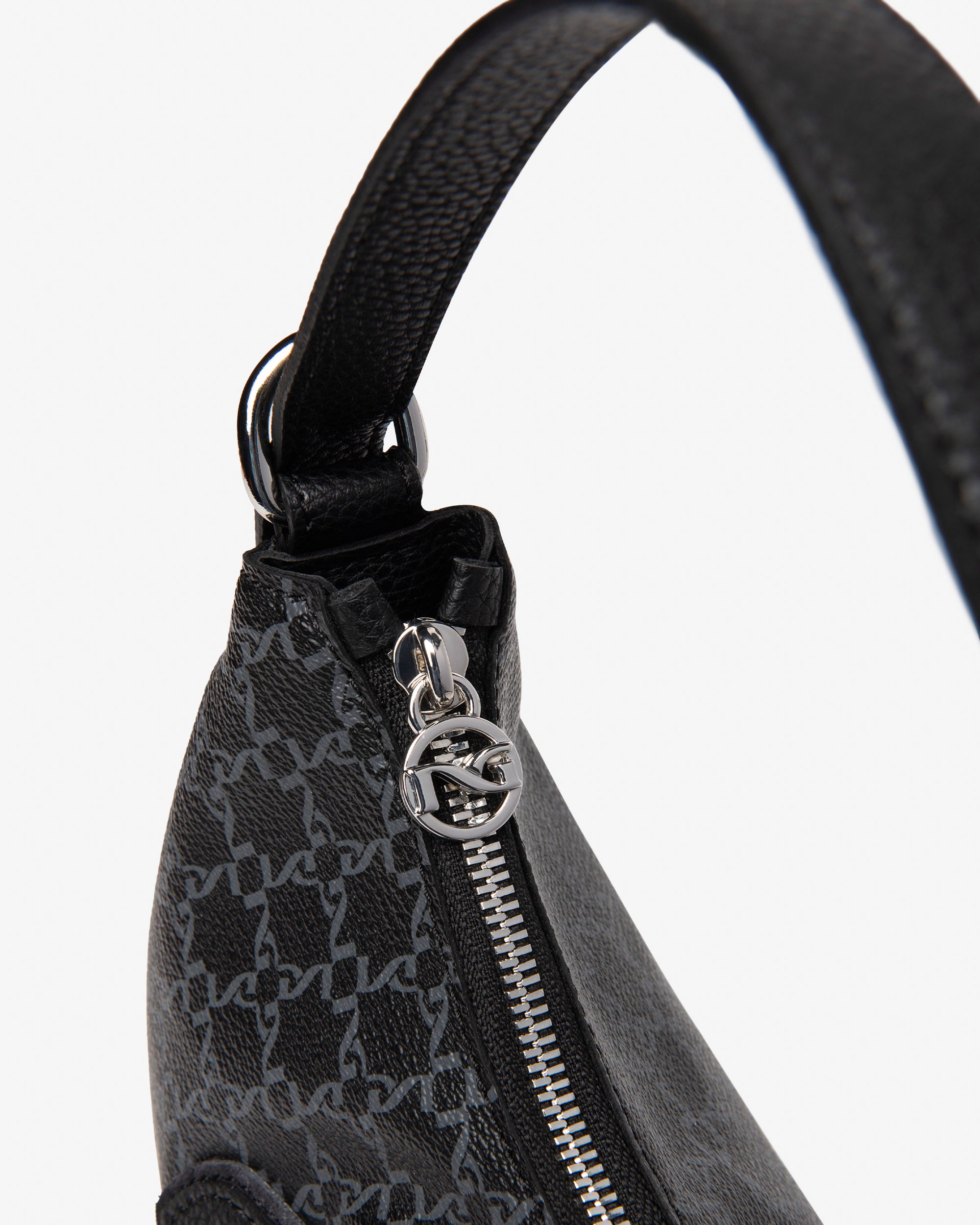 NeroGiardini Besace femme matière technique hobo