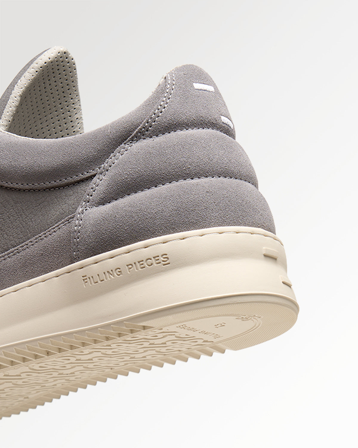 Filling Pieces Low Top Suede Grain sneakers cuir suède gris Grey