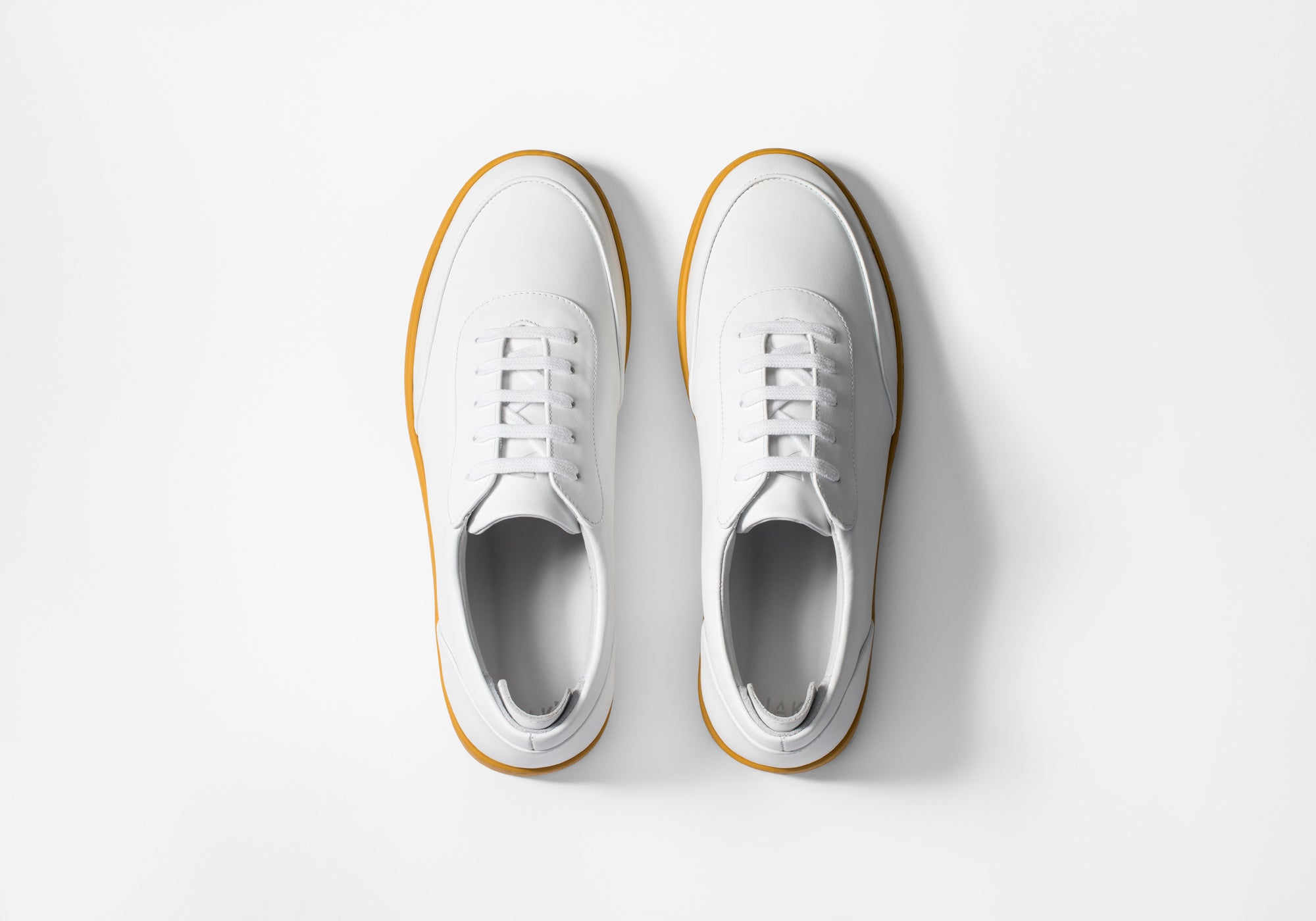 JAK Nova Mustard baskets cuir moutarde ville