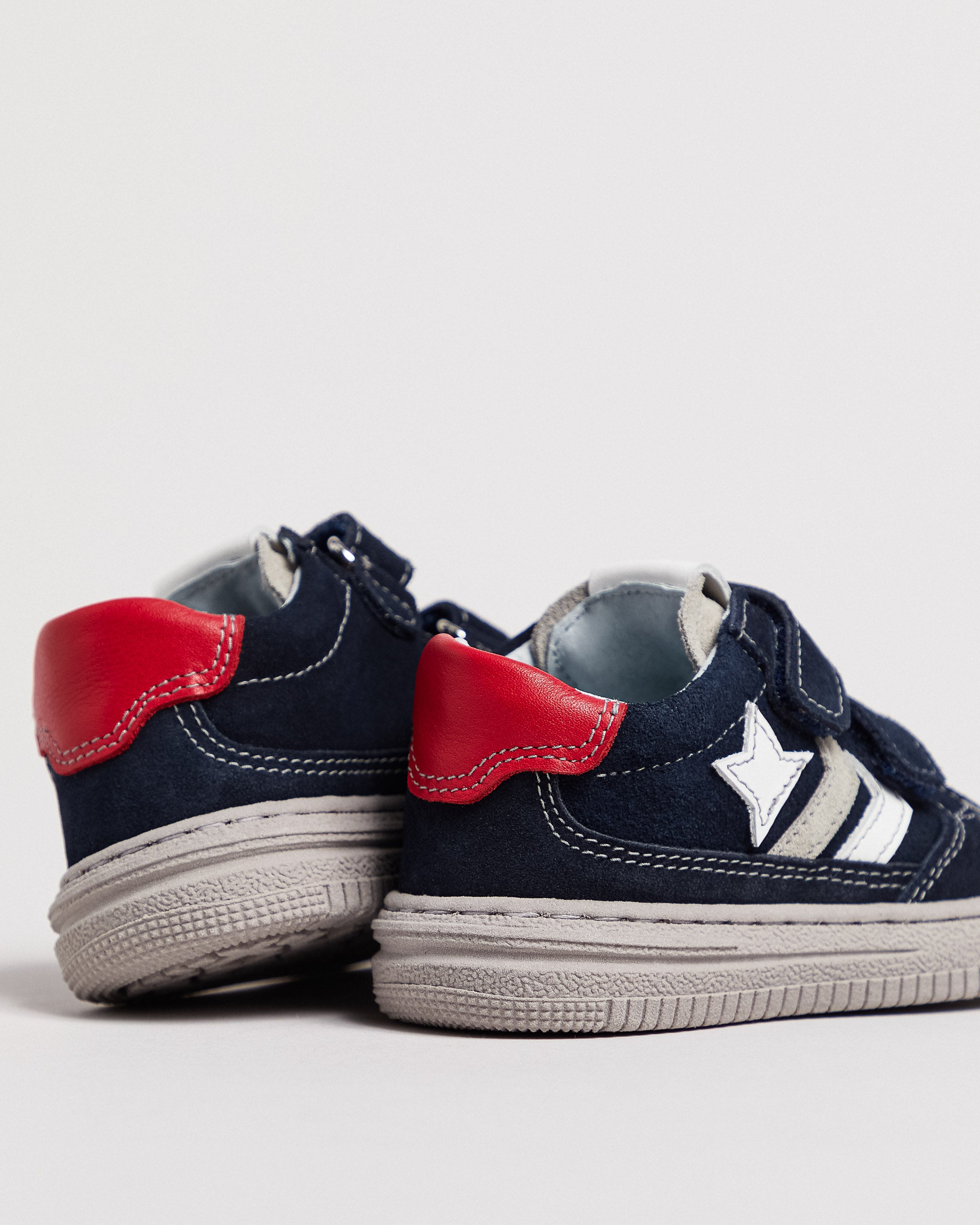 Nerogiardini Sneakers Junior Garçon Daim Cuir Souple
