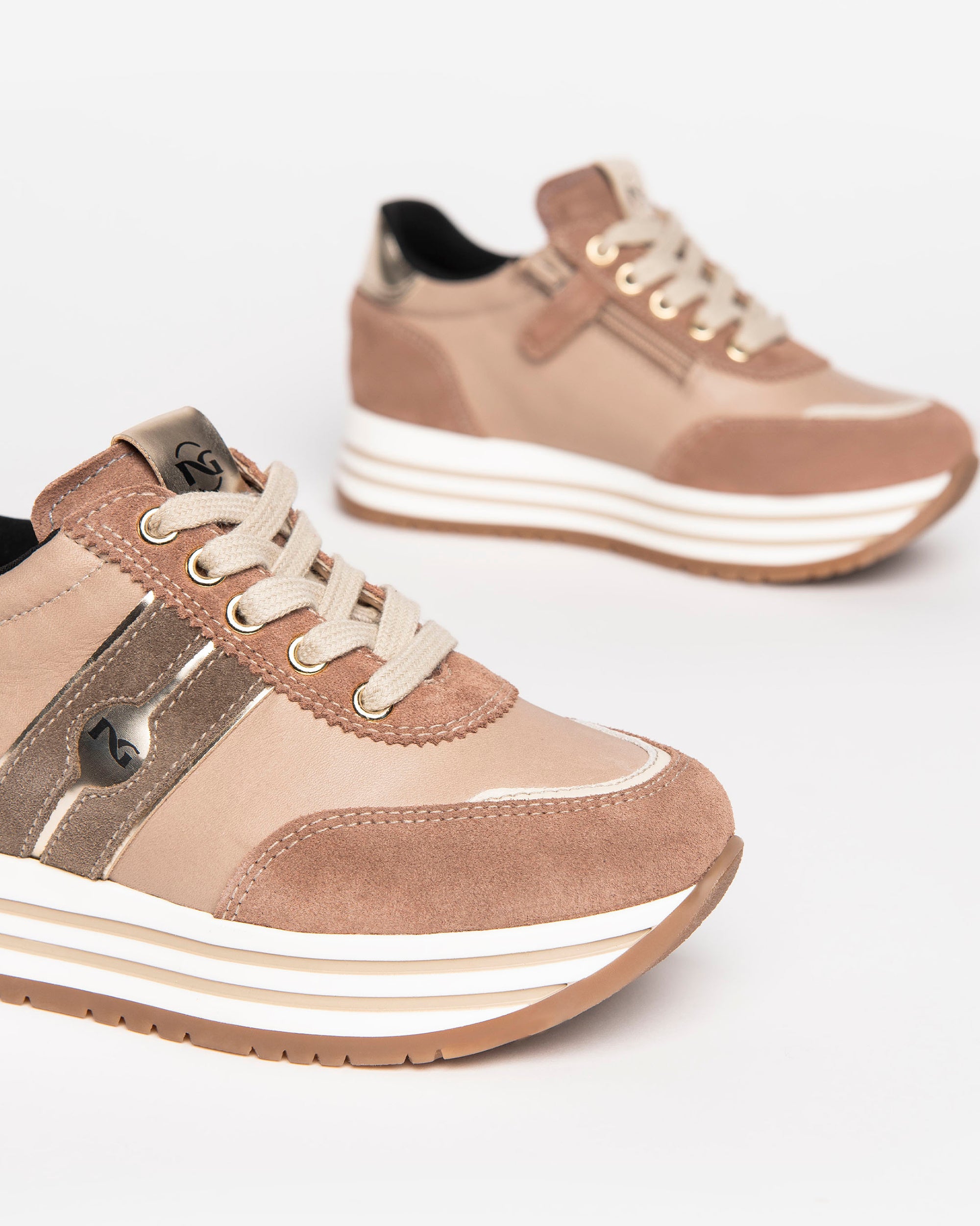 NeroGiardini Sneakers Teens Fille Cuir Légères Confort