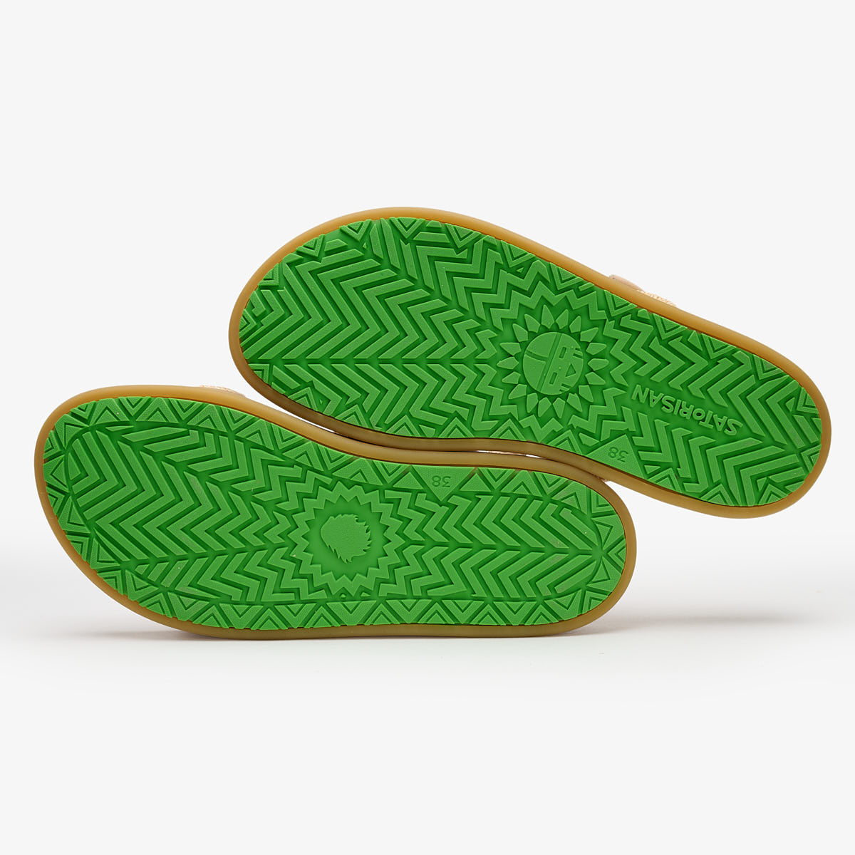 Satorisan Kae Raffia sandales Saffron plates