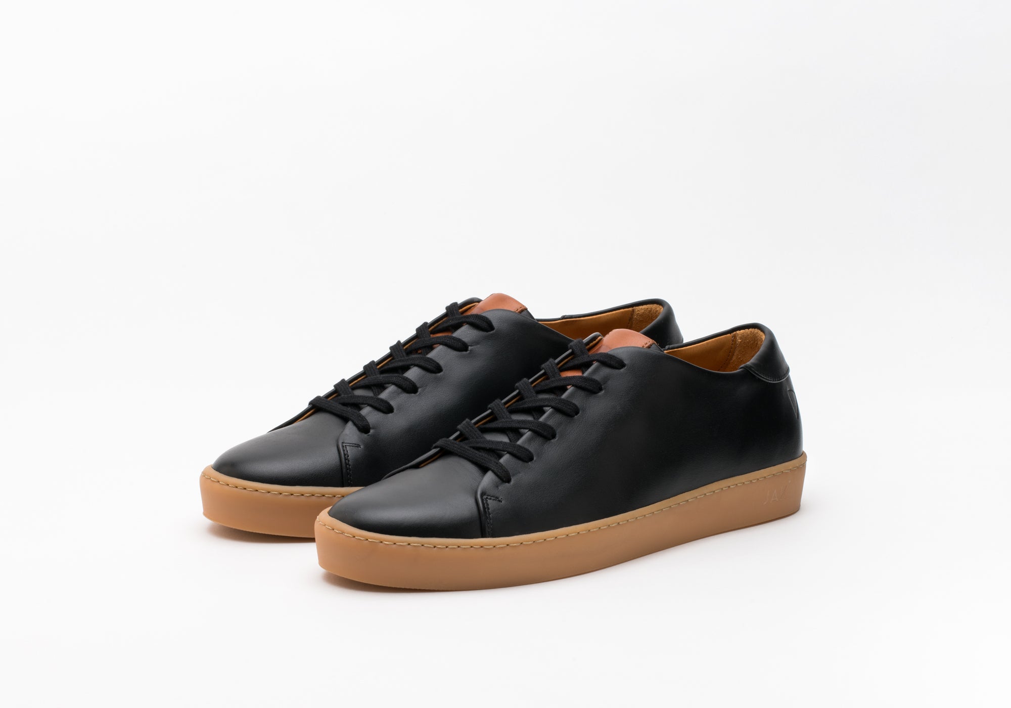 JAK Legacy Black Basket 39 Cuir Pleine Fleur