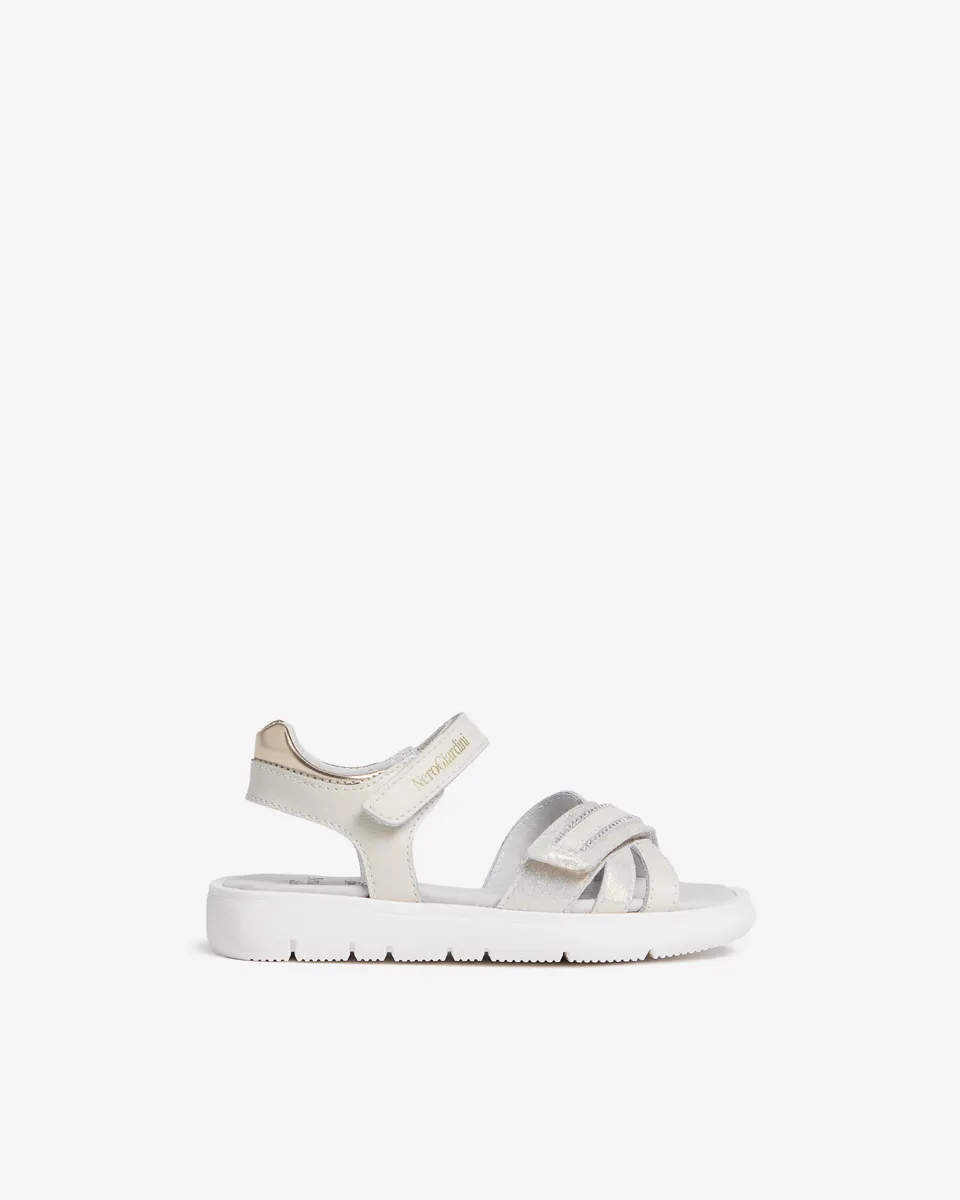 NeroGiardini Sandales Junior Fille Cuir pointure 25-30