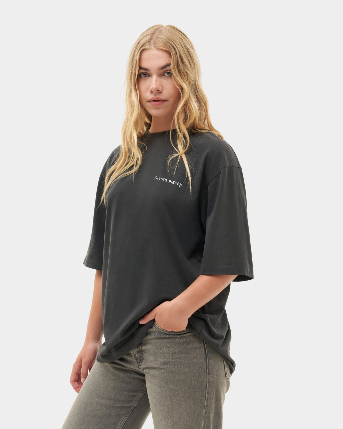Filling Pieces T-Shirt Boxy Vintage Black t-shirt noir coton