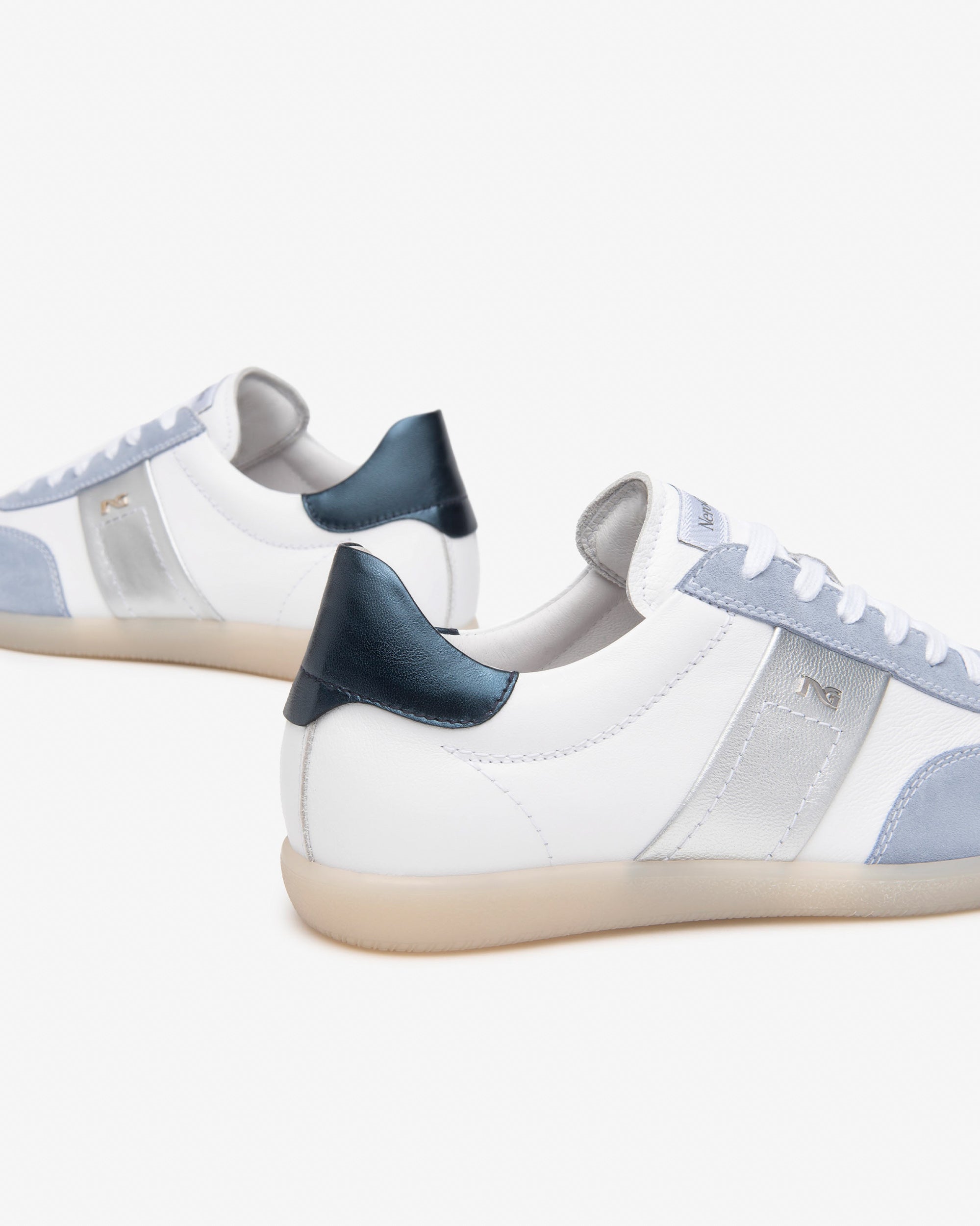 NeroGiardini Sneakers Femme Cuir Velours Confort