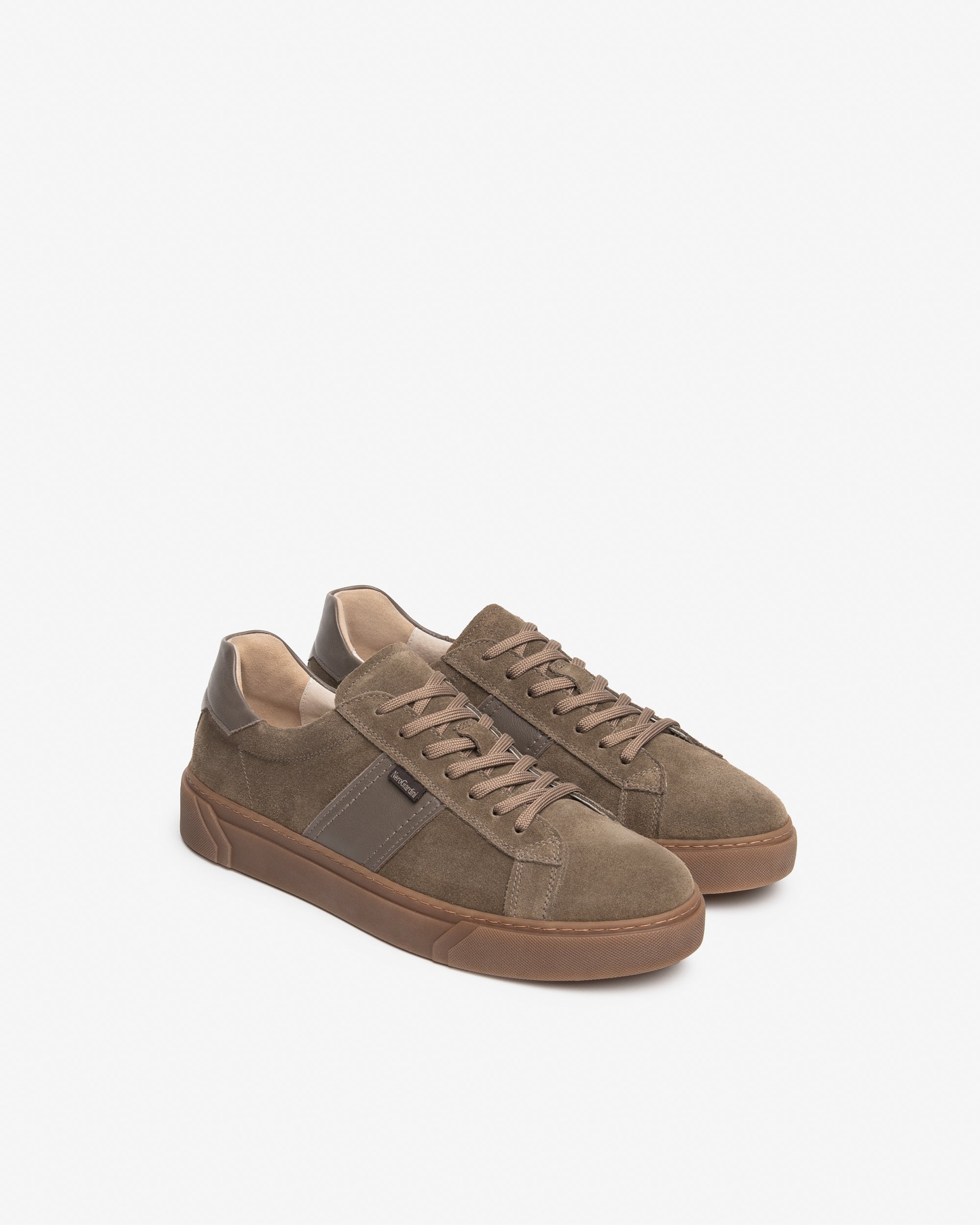 NeroGiardini Sneakers Homme Cuir Velours Semelle Caoutchouc