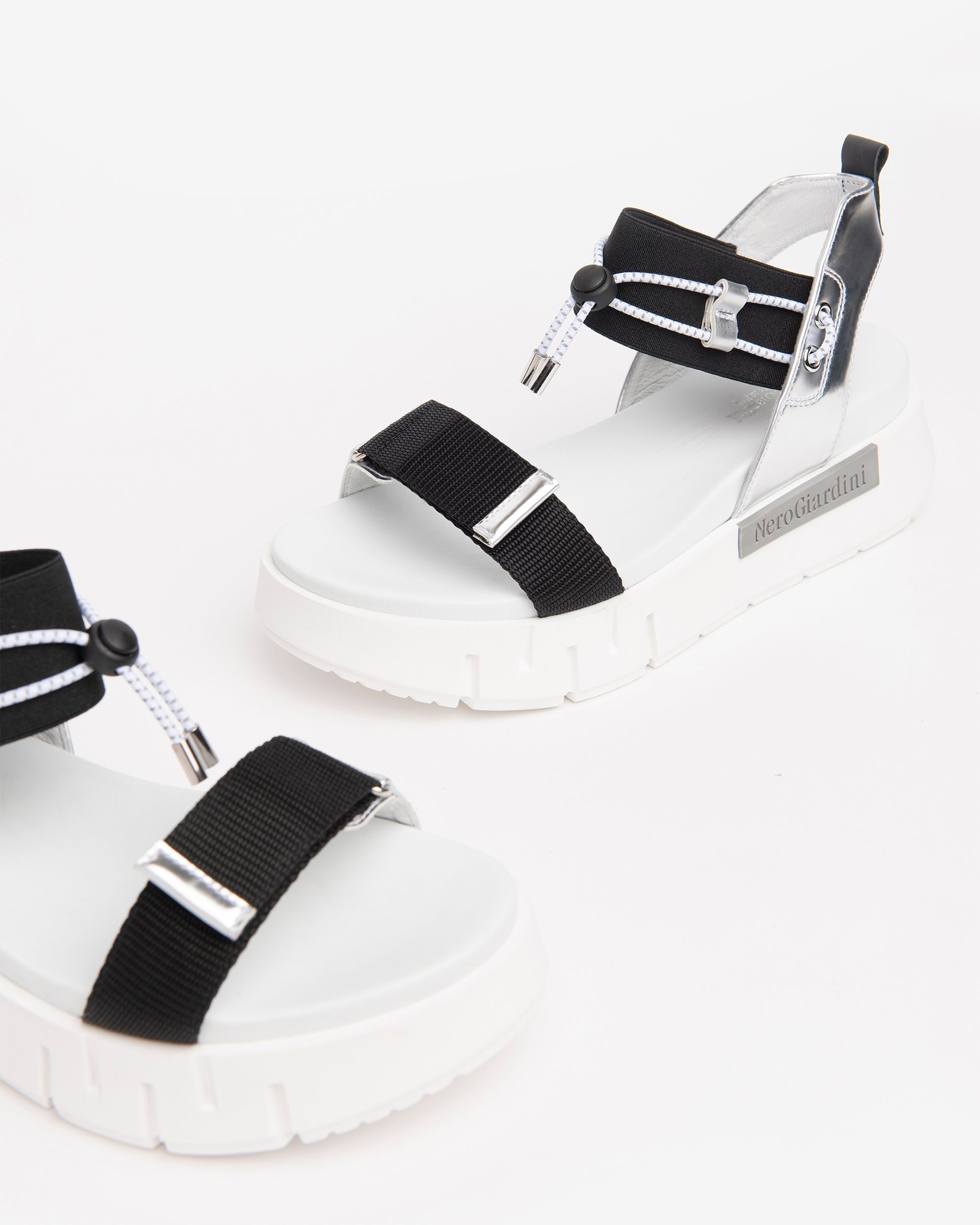 NeroGiardini Sandales Femme Cuir Tissu Technique 38