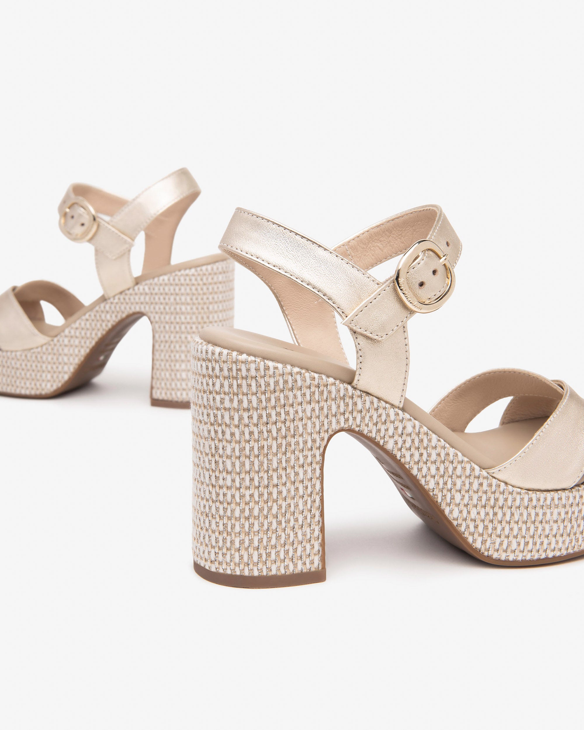 NeroGiardini Sandales sandales femme cuir confort été