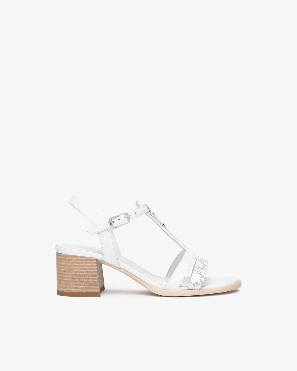 NeroGiardini Sandales Femme Cuir Technique Été