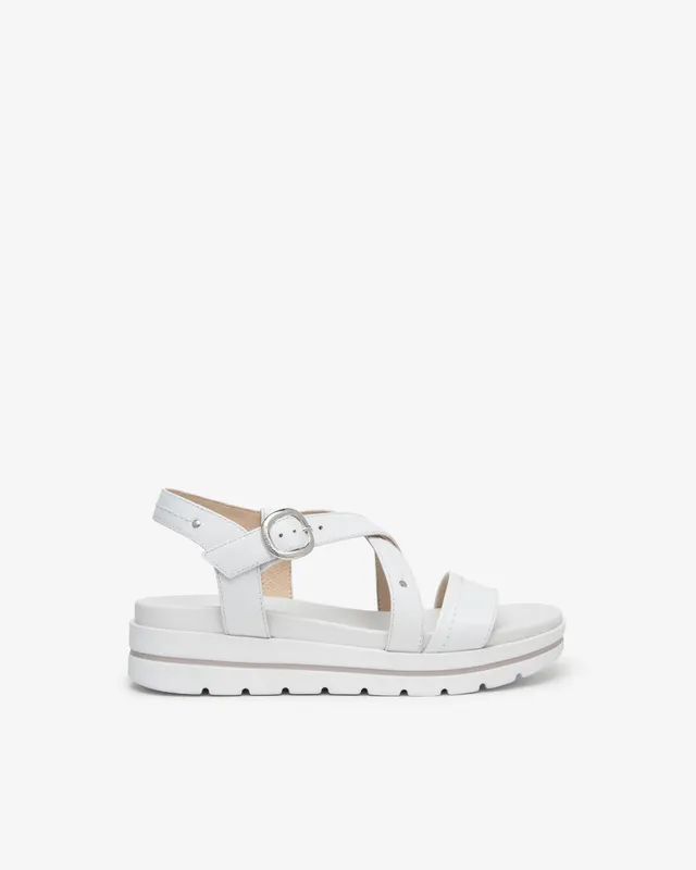 NeroGiardini Sandales nu-pieds cuir femme été