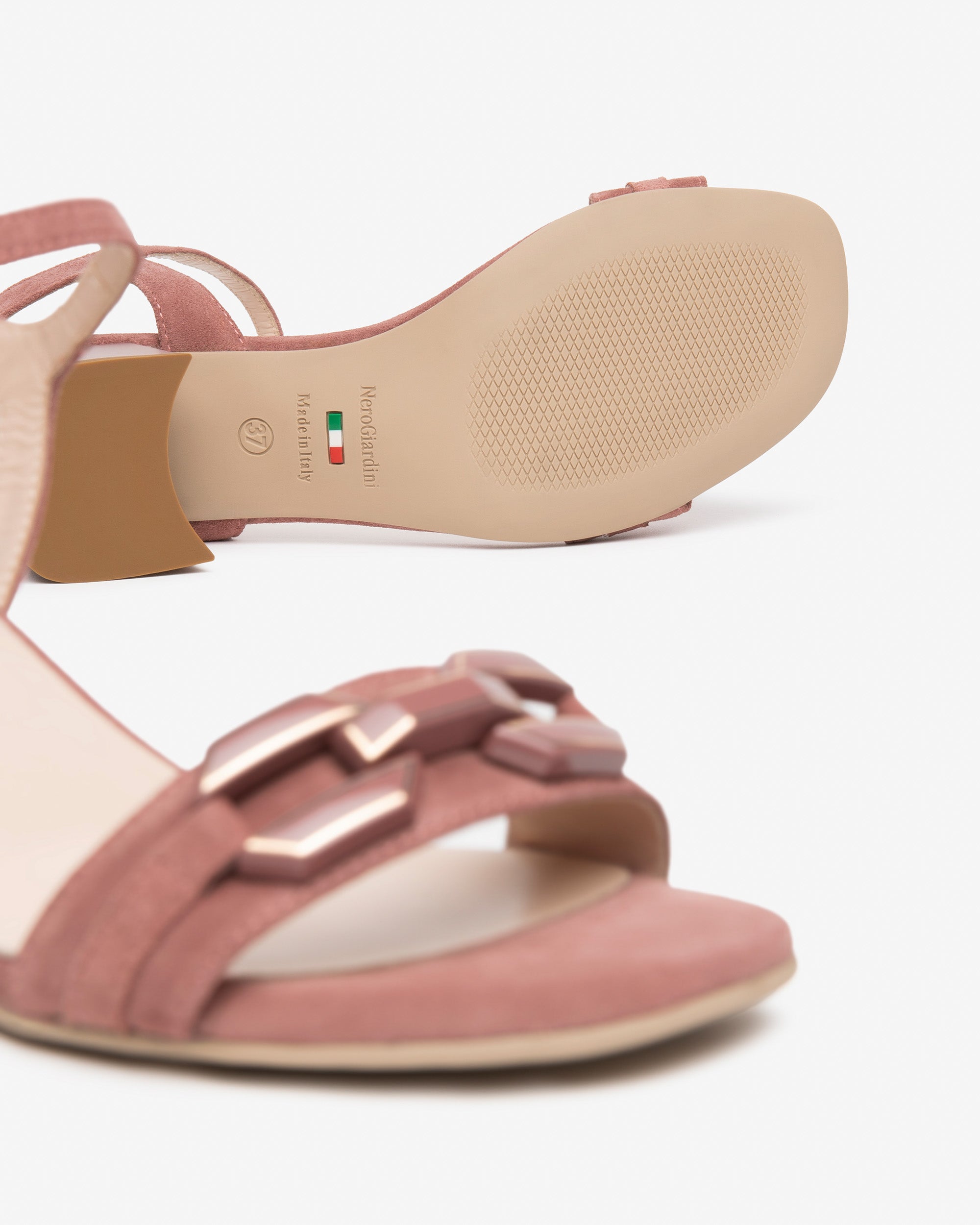 NeroGiardini Sandales Femme Nu-pieds Cuir 35-41
