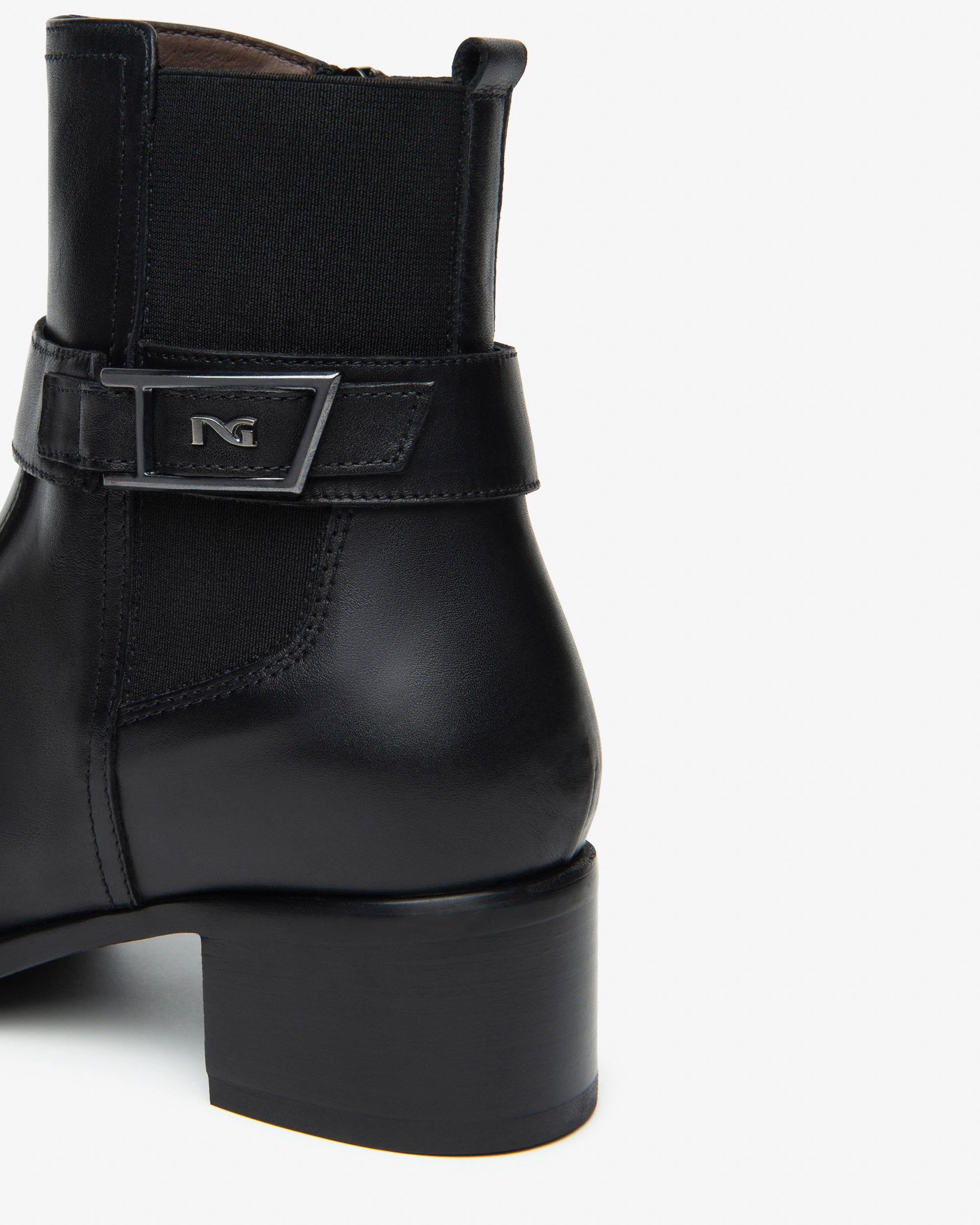 NeroGiardini Bottines Femme Cuir Tissu 37 Memory