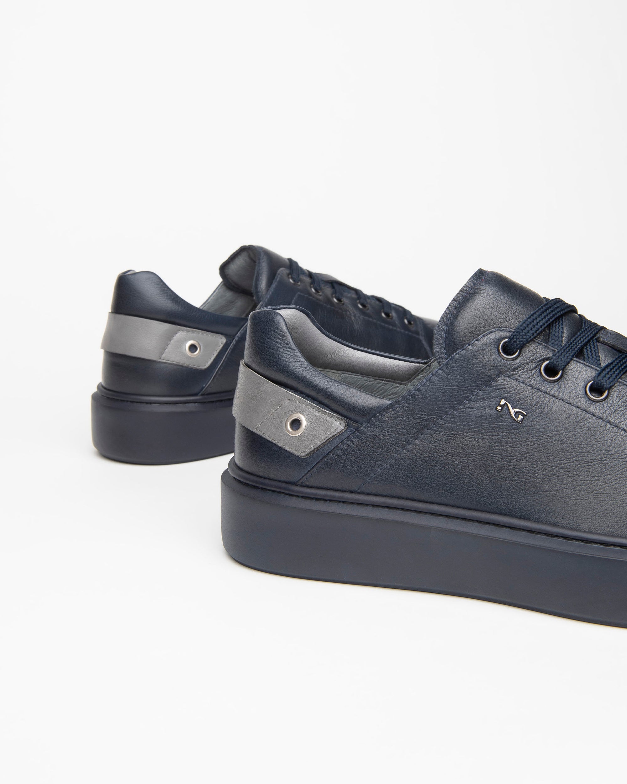 NeroGiardini Sneakers Homme Cuir EVA 4cm Confort 42