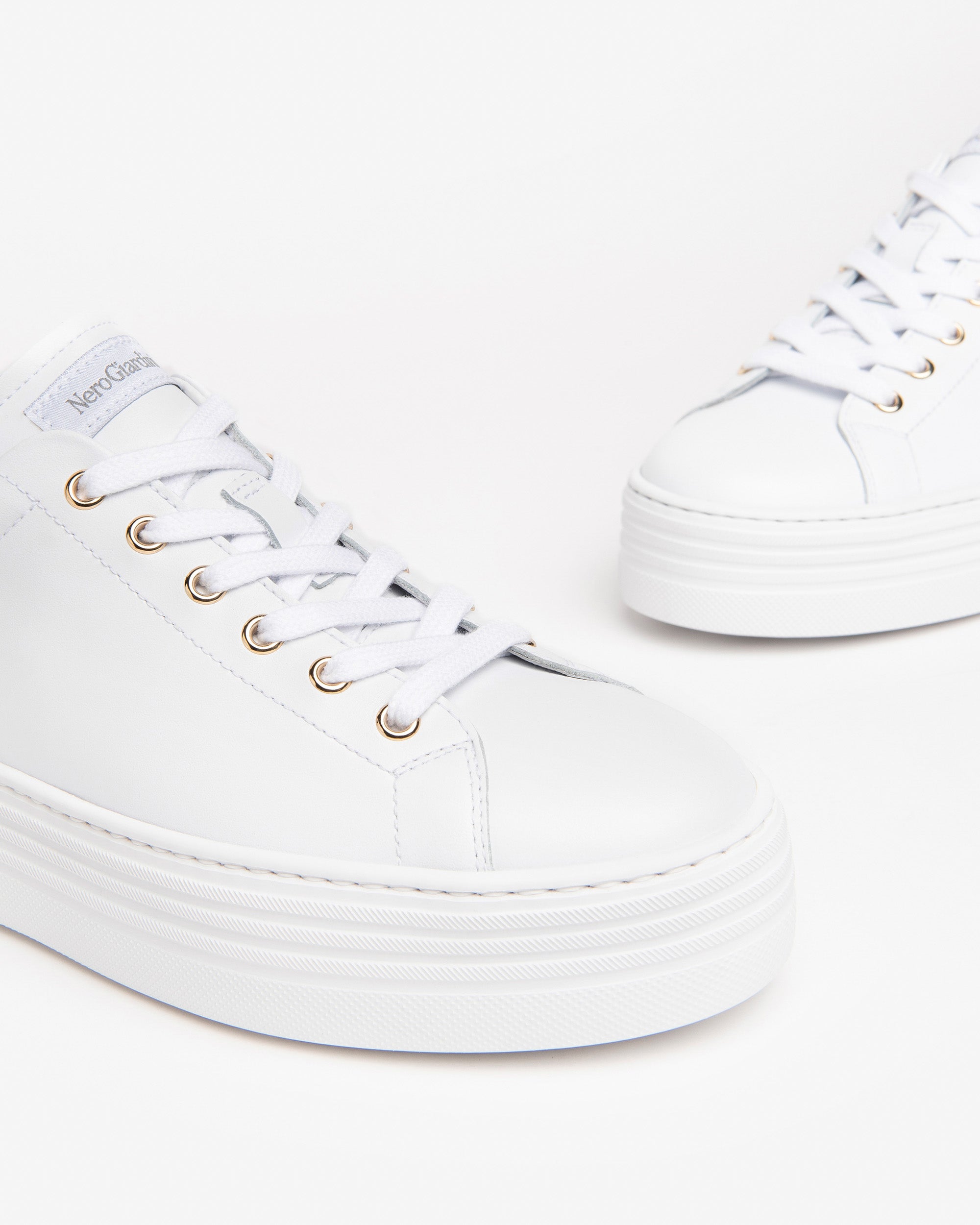 NeroGiardini Sneakers cuir femme printemps-été
