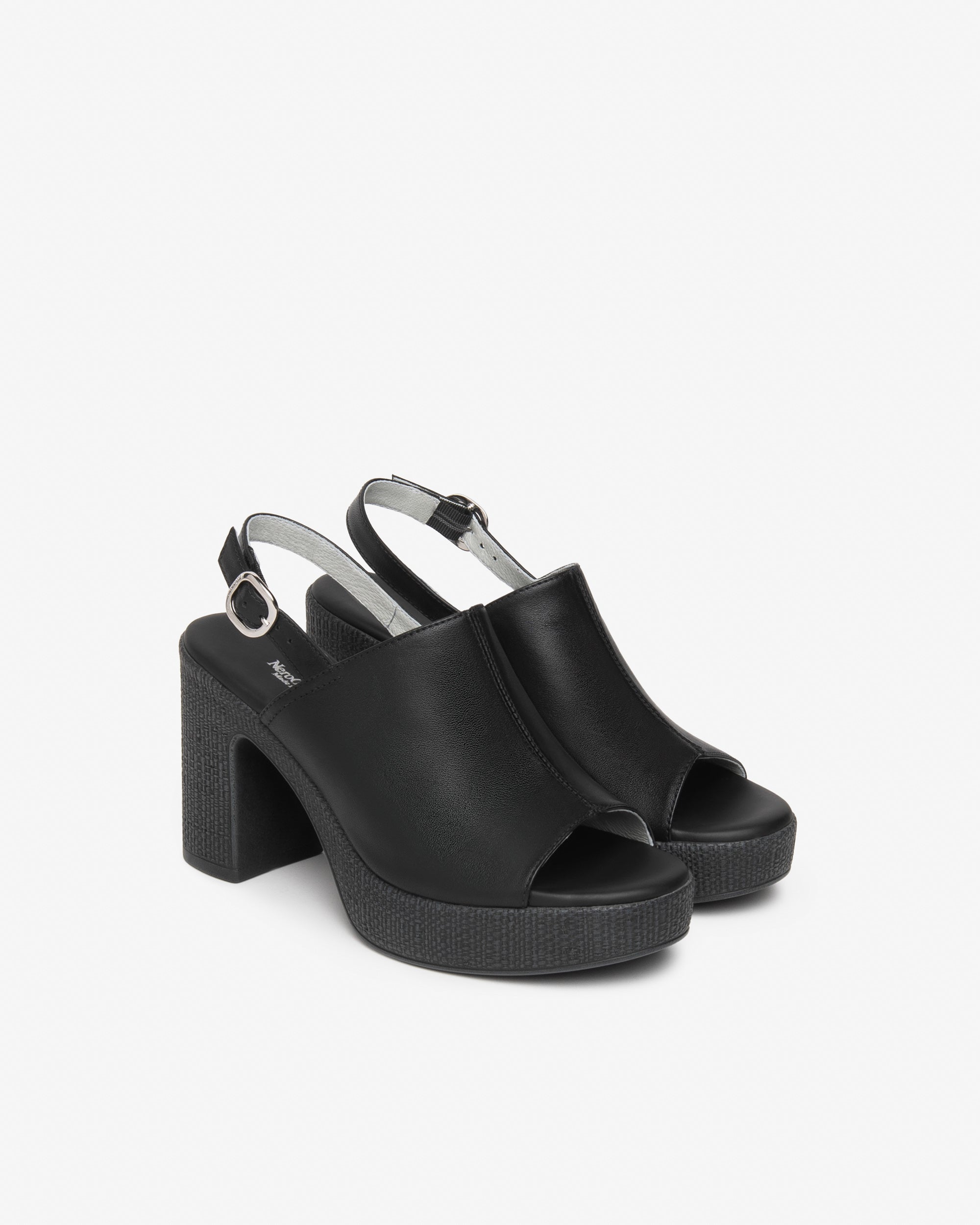NeroGiardini Sandales Femme en Cuir Confort Été