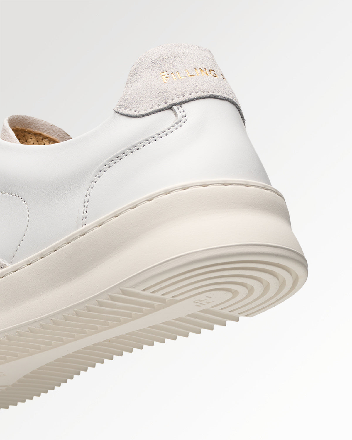 Filling Pieces Mondo Squash baskets blanches suède