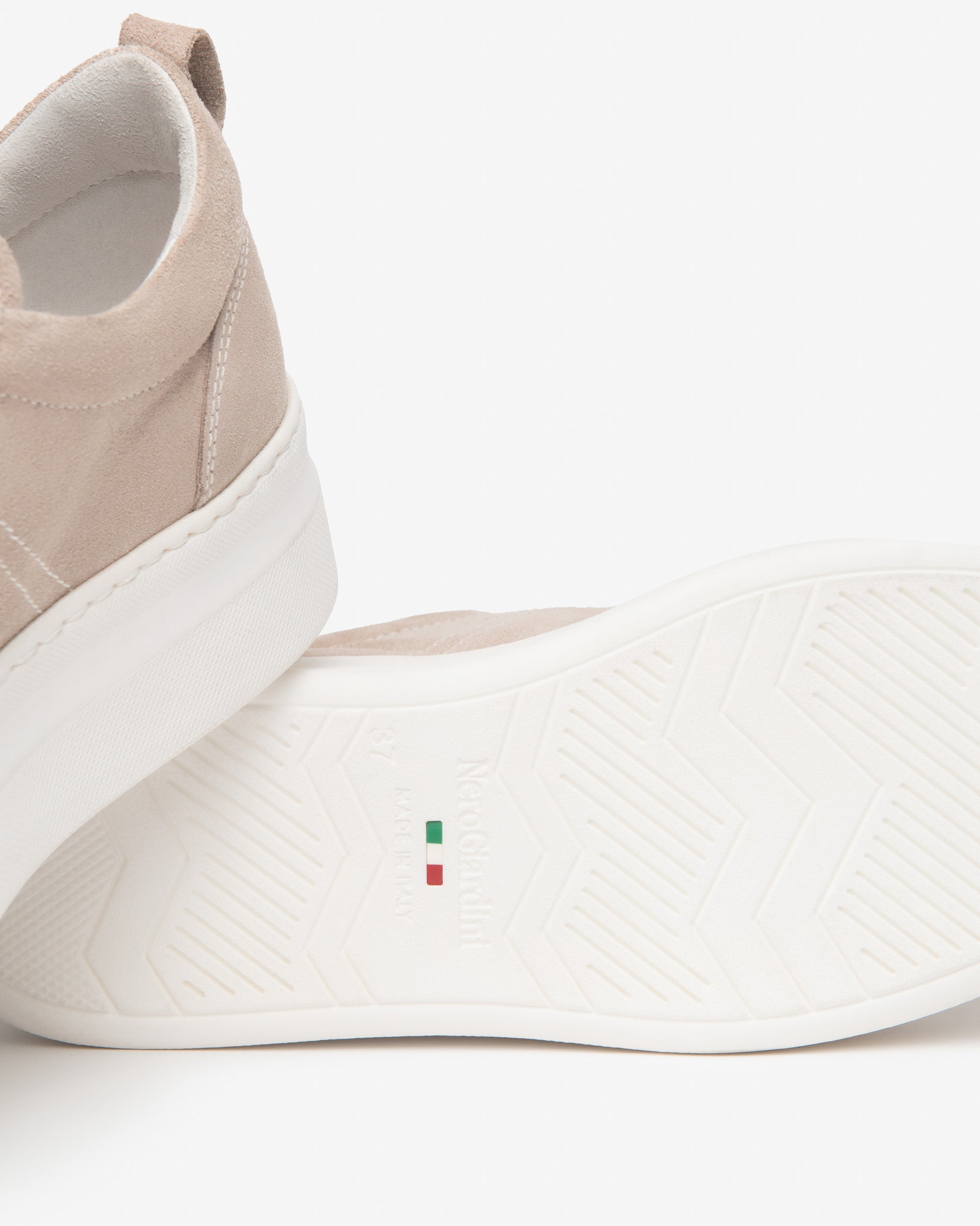 NeroGiardini Sneakers Baskets Femme Cuir Velours Confort