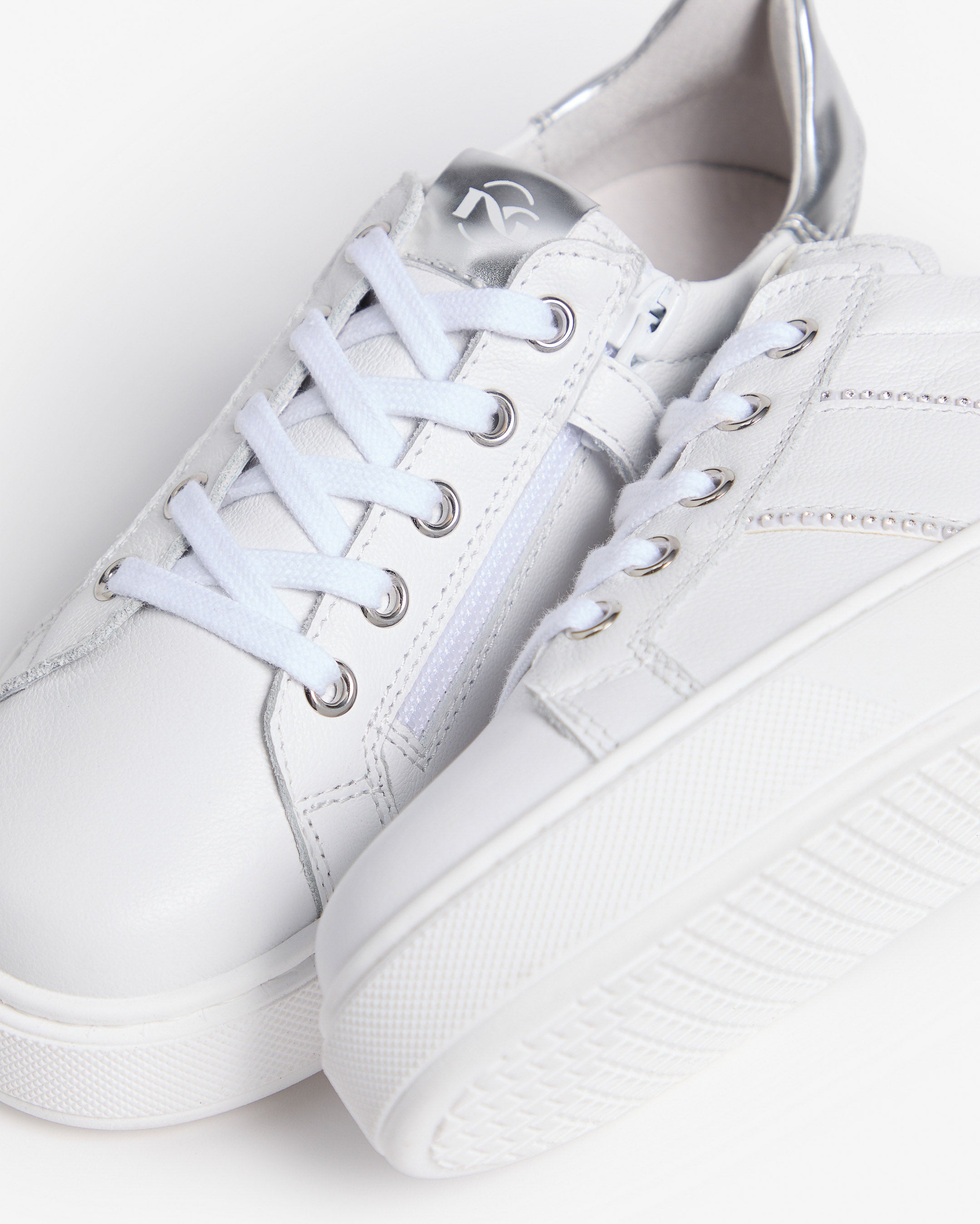 NeroGiardini Sneakers sneakers fille cuir pointure 31-39