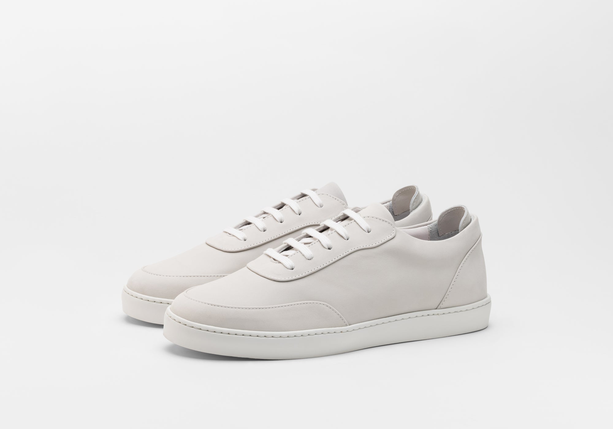 JAK Nova Off-white baskets nubuck blanc cassé