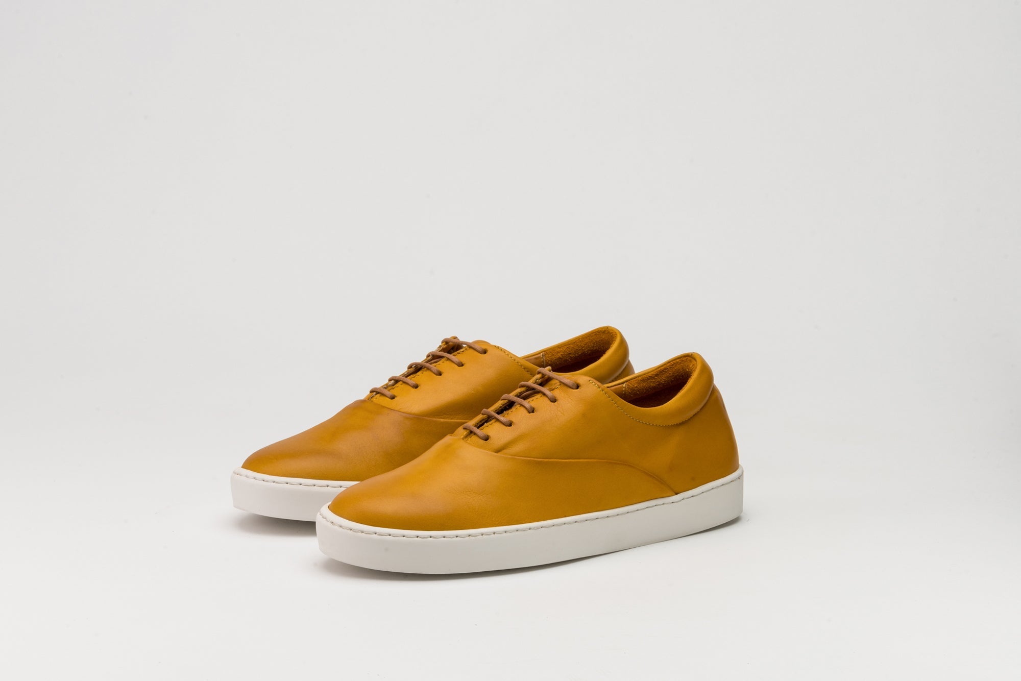 JAK Empire Mustard V.S. baskets cuir moutarde 35
