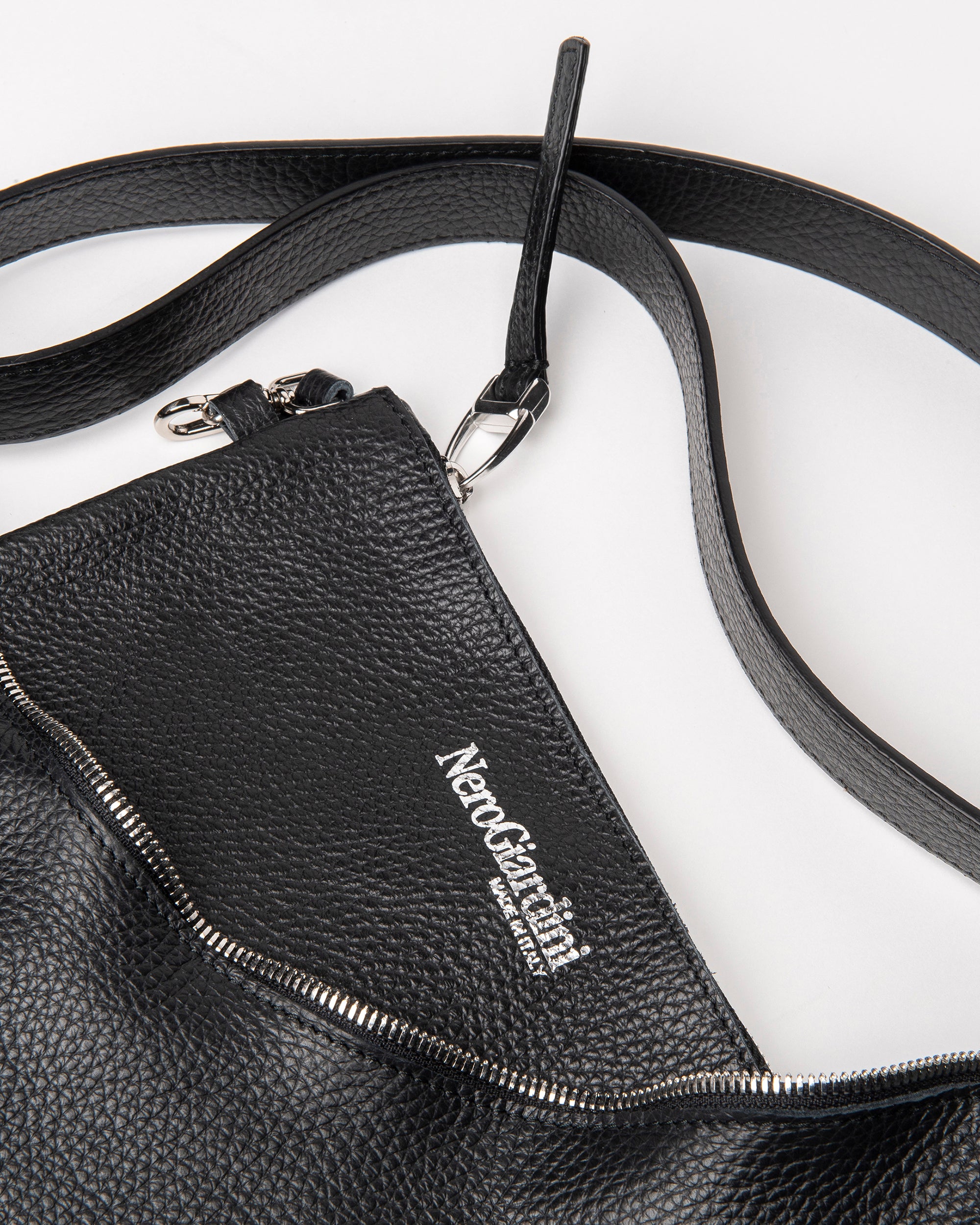 Nerogiardini Sacs Besace Femme sac cuir véritable Italie