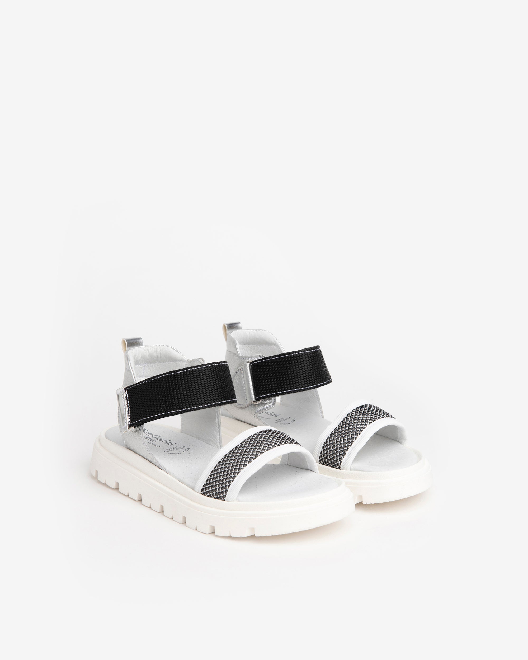 NeroGiardini Sandales Teens fille cuir toile velcro