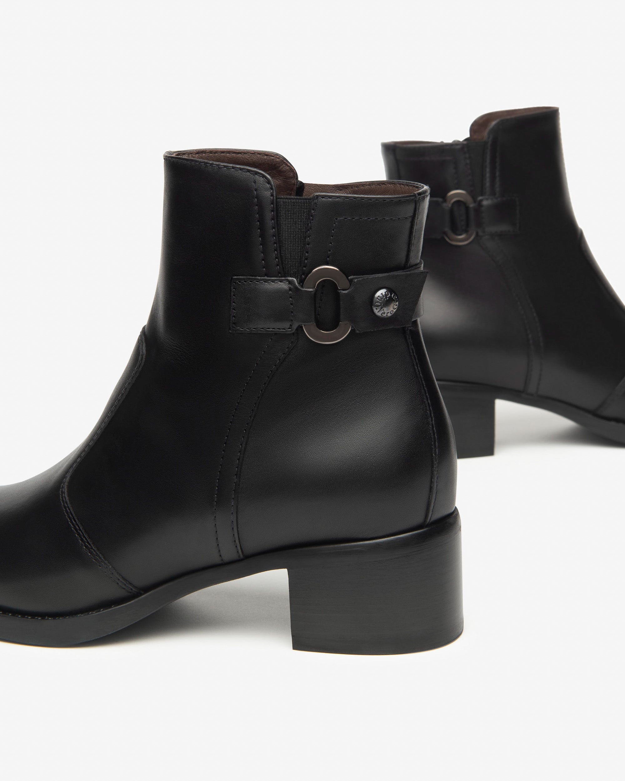 NeroGiardini Bottines Femme Cuir Confort DryGo