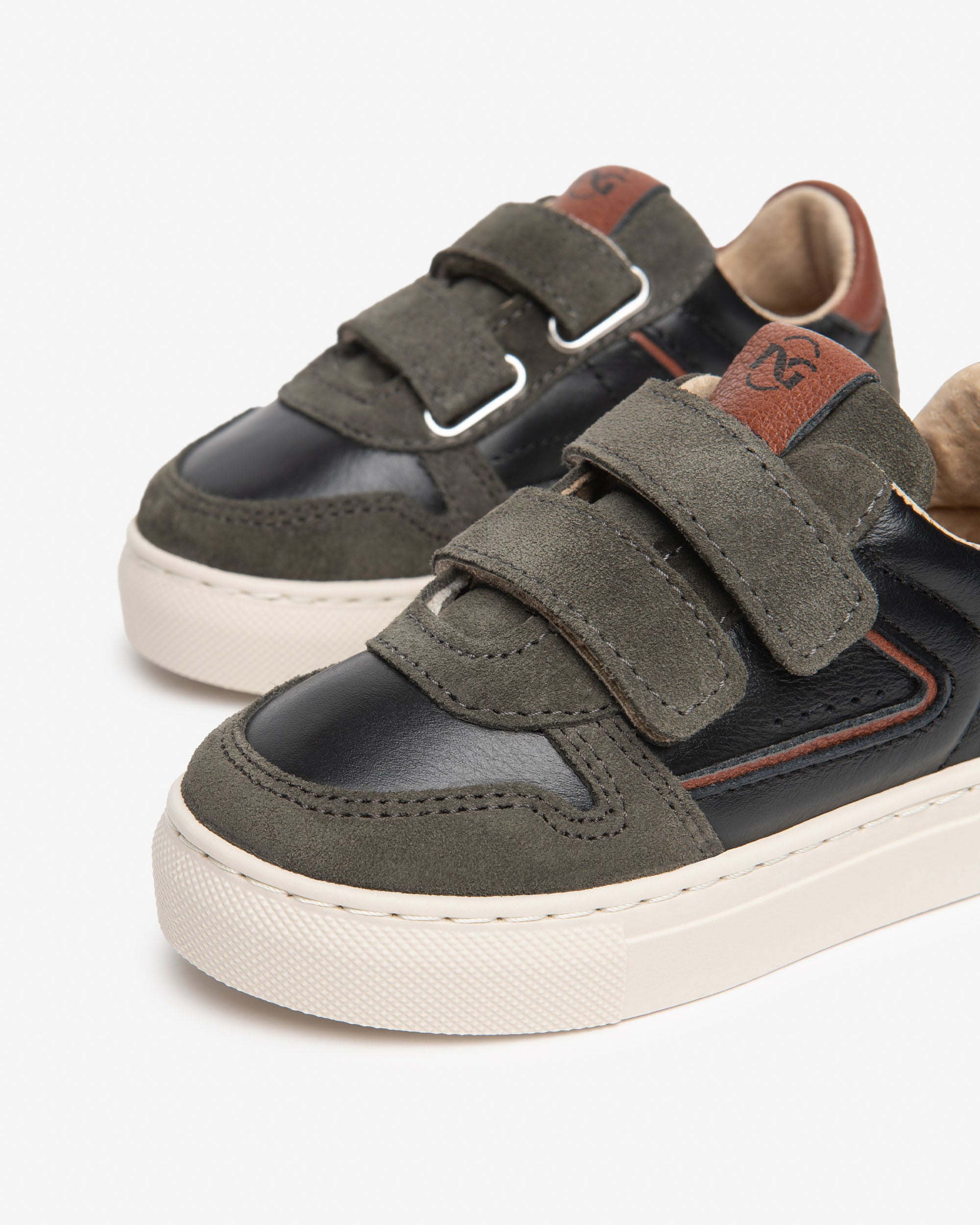 NeroGiardini Sneakers Junior Garçon Cuir Velours scratch