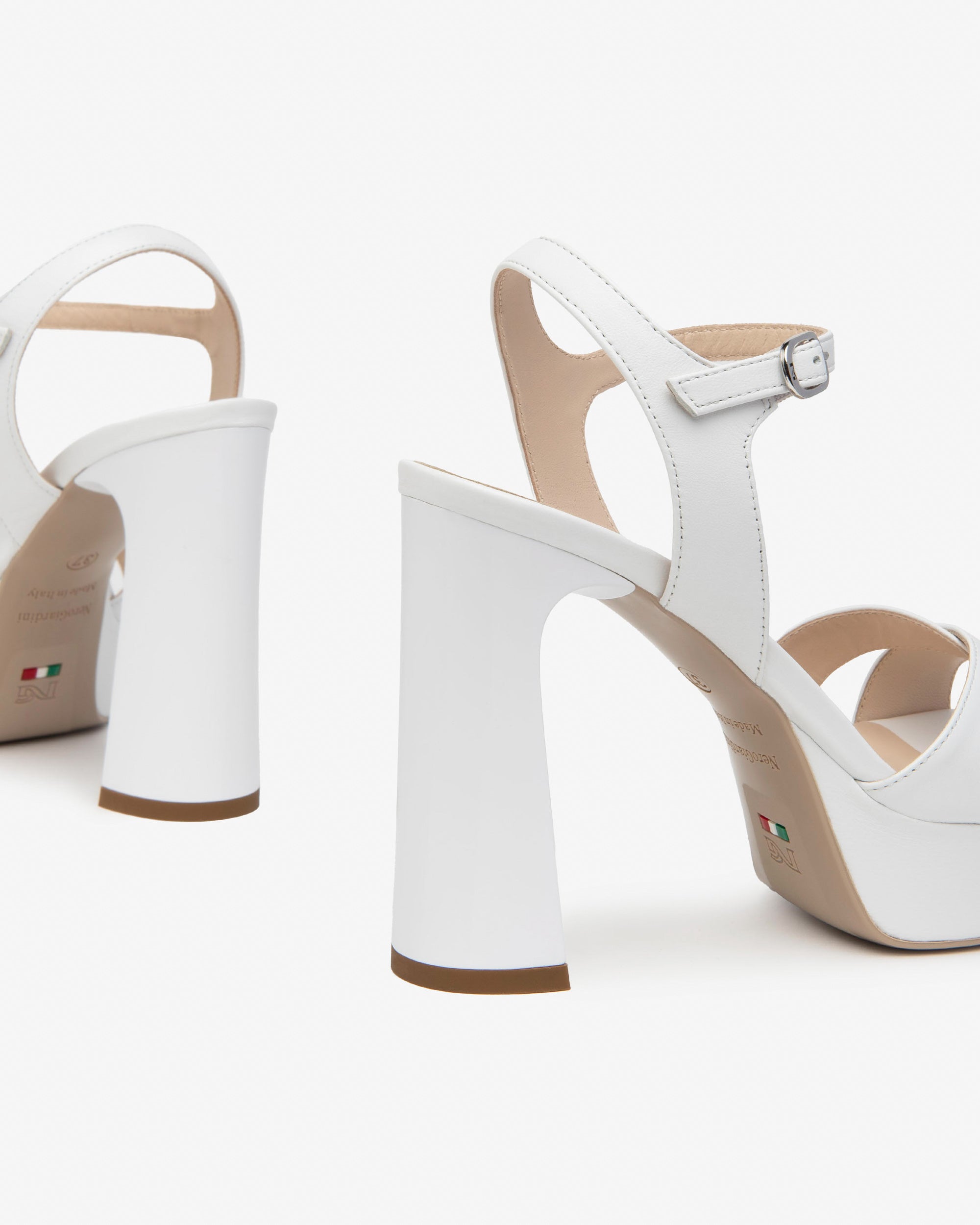 NeroGiardini Sandales Femme en Cuir sandales cuir été
