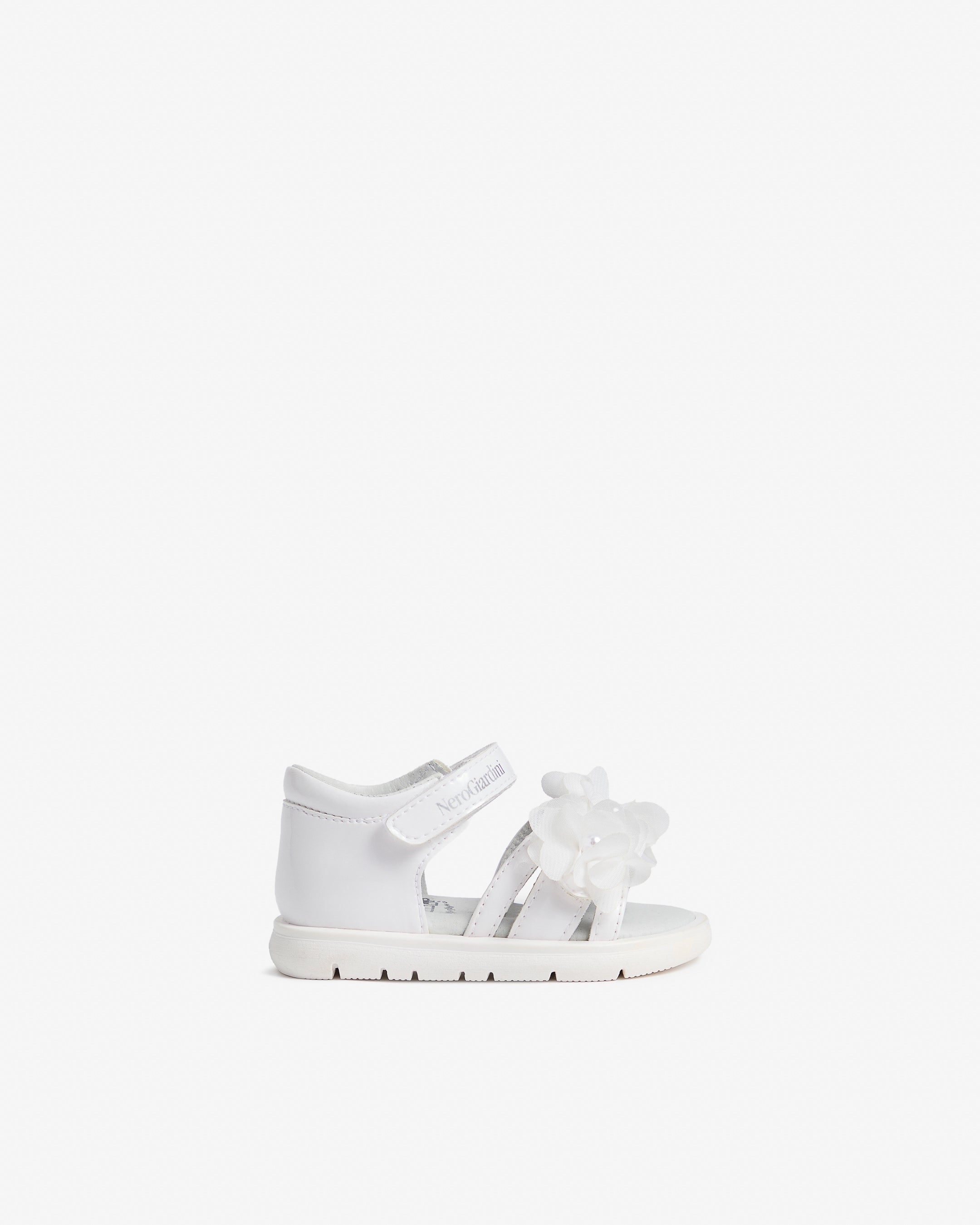 NeroGiardini Sandales Junior Fille Cuir 19-24