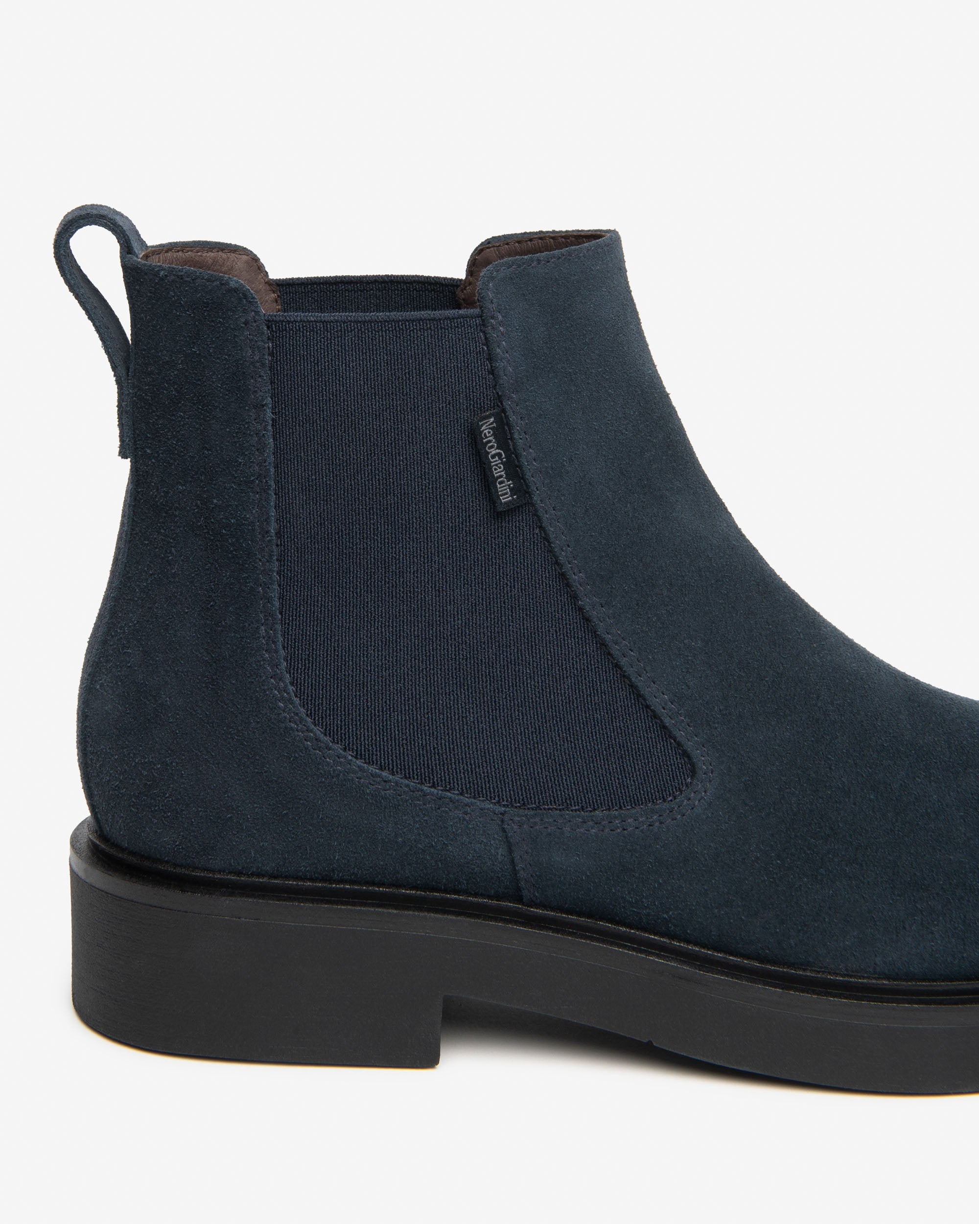NeroGiardini Bottines Chelsea Femme Daim Talon 35mm