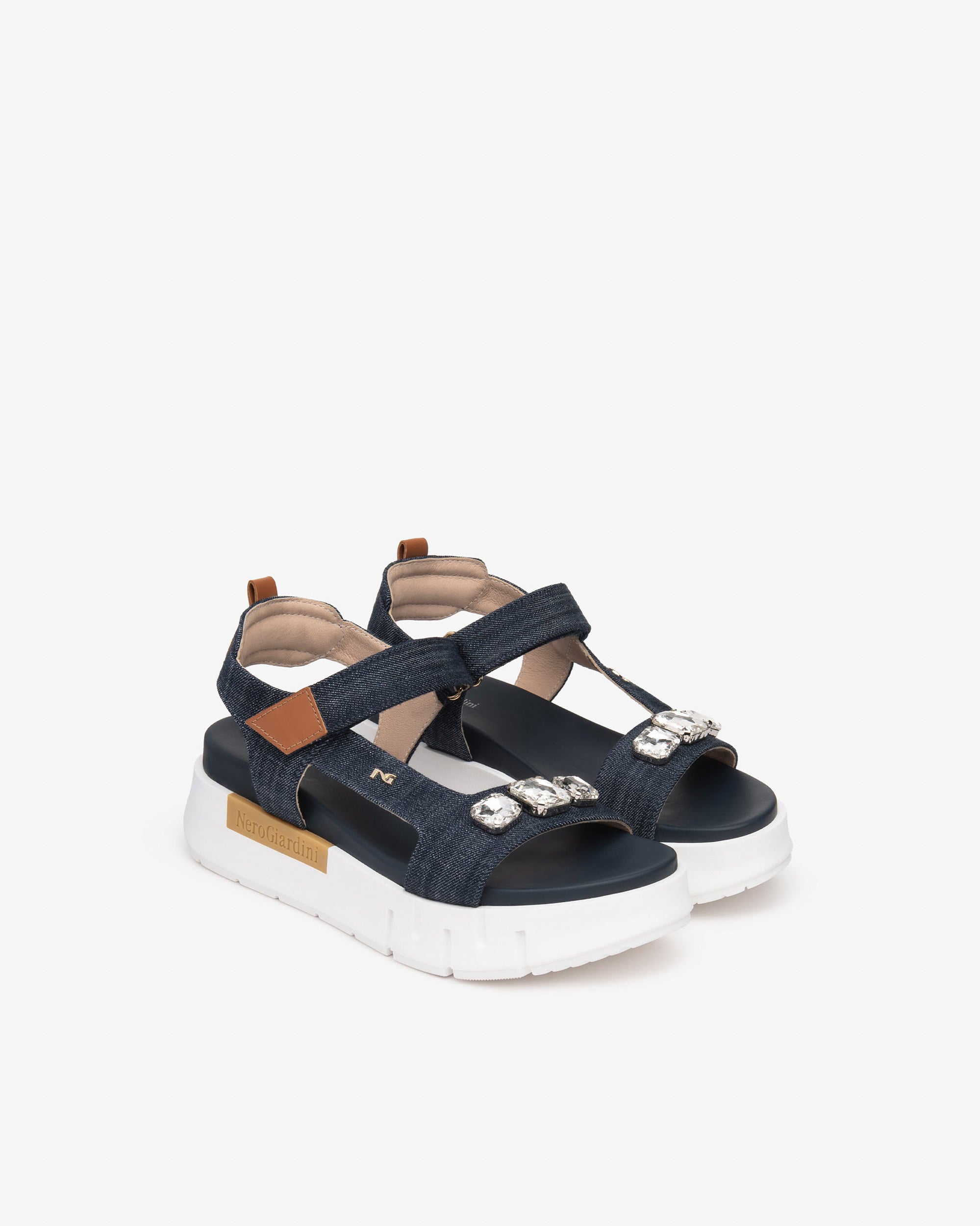 NeroGiardini Sandales Femme Tissu Cuir Été