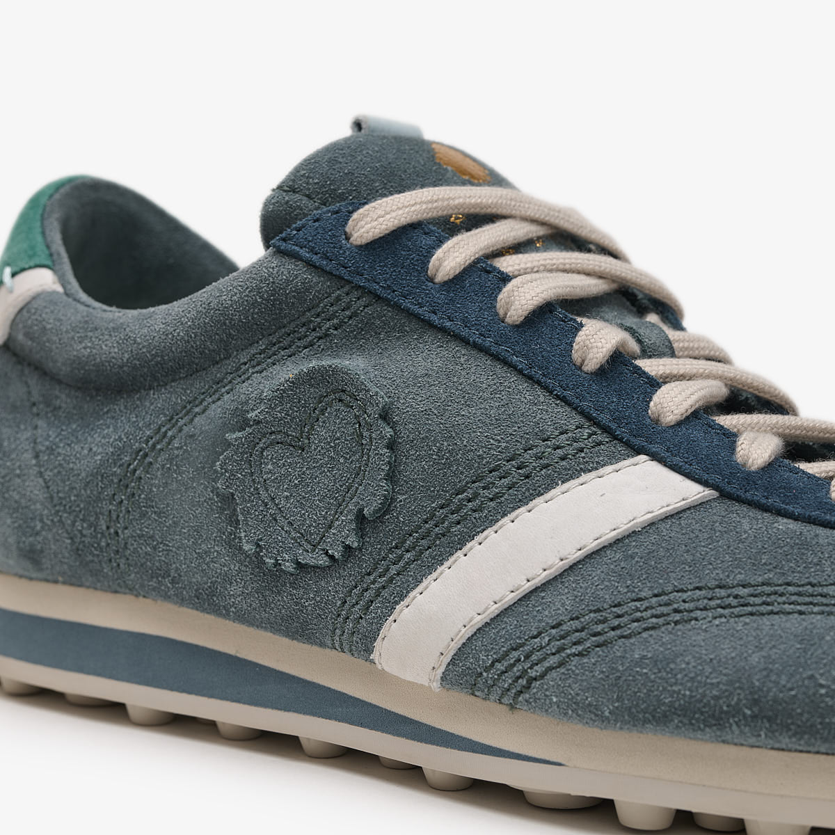 Satorisan Stardust Suede UL baskets daim noir sable
