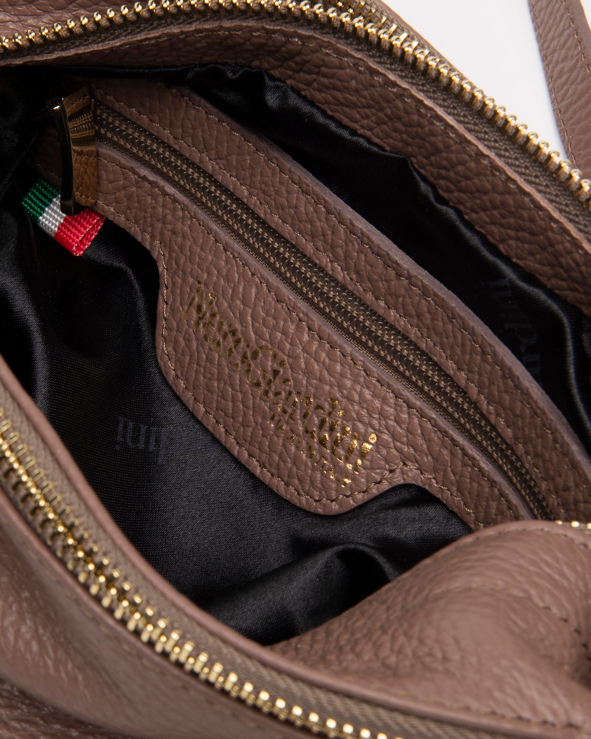 NeroGiardini Sac Bandoulière Femme Cuir Italien Housse