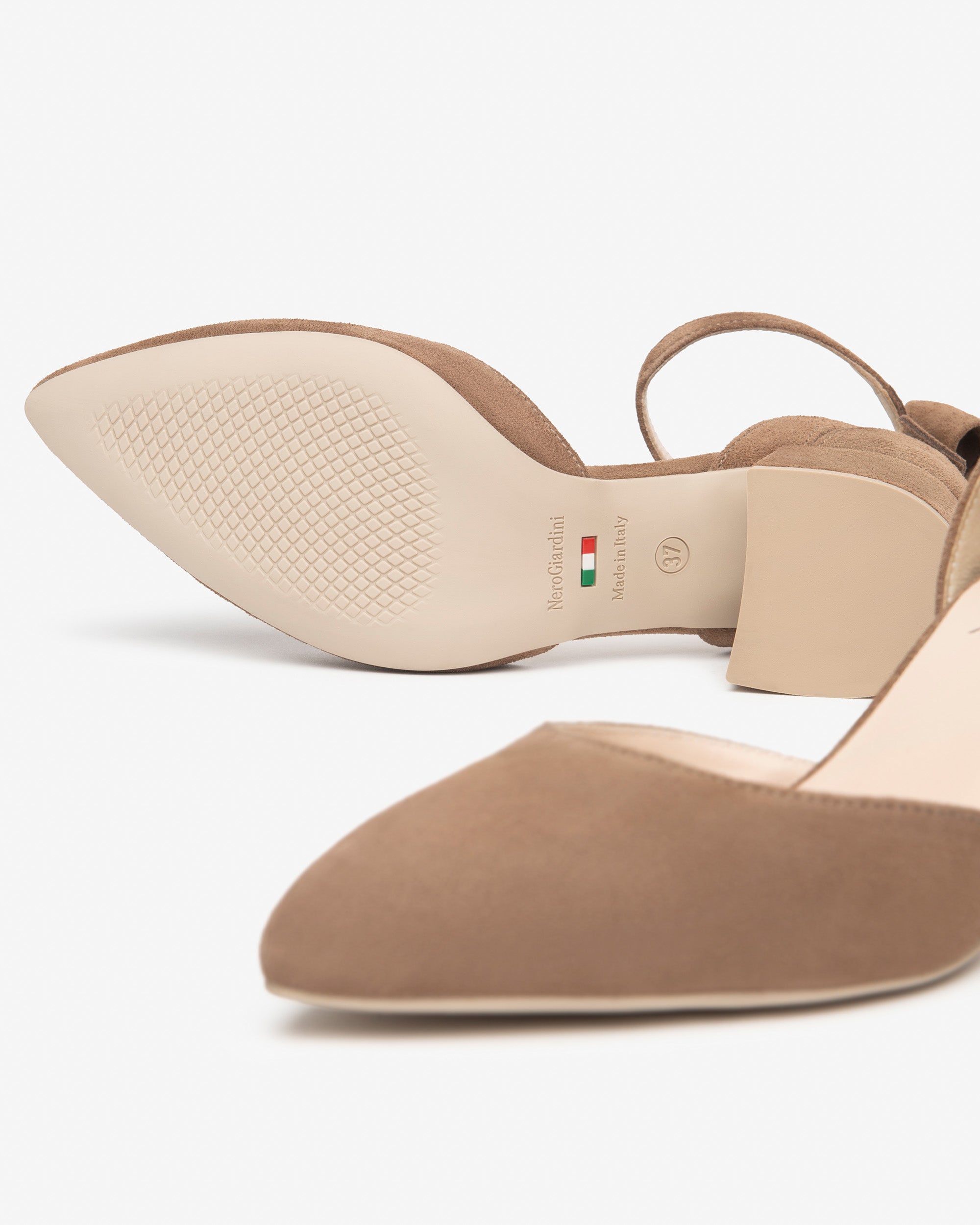 NeroGiardini Escarpins Femme Cuir Velours Made in Italy