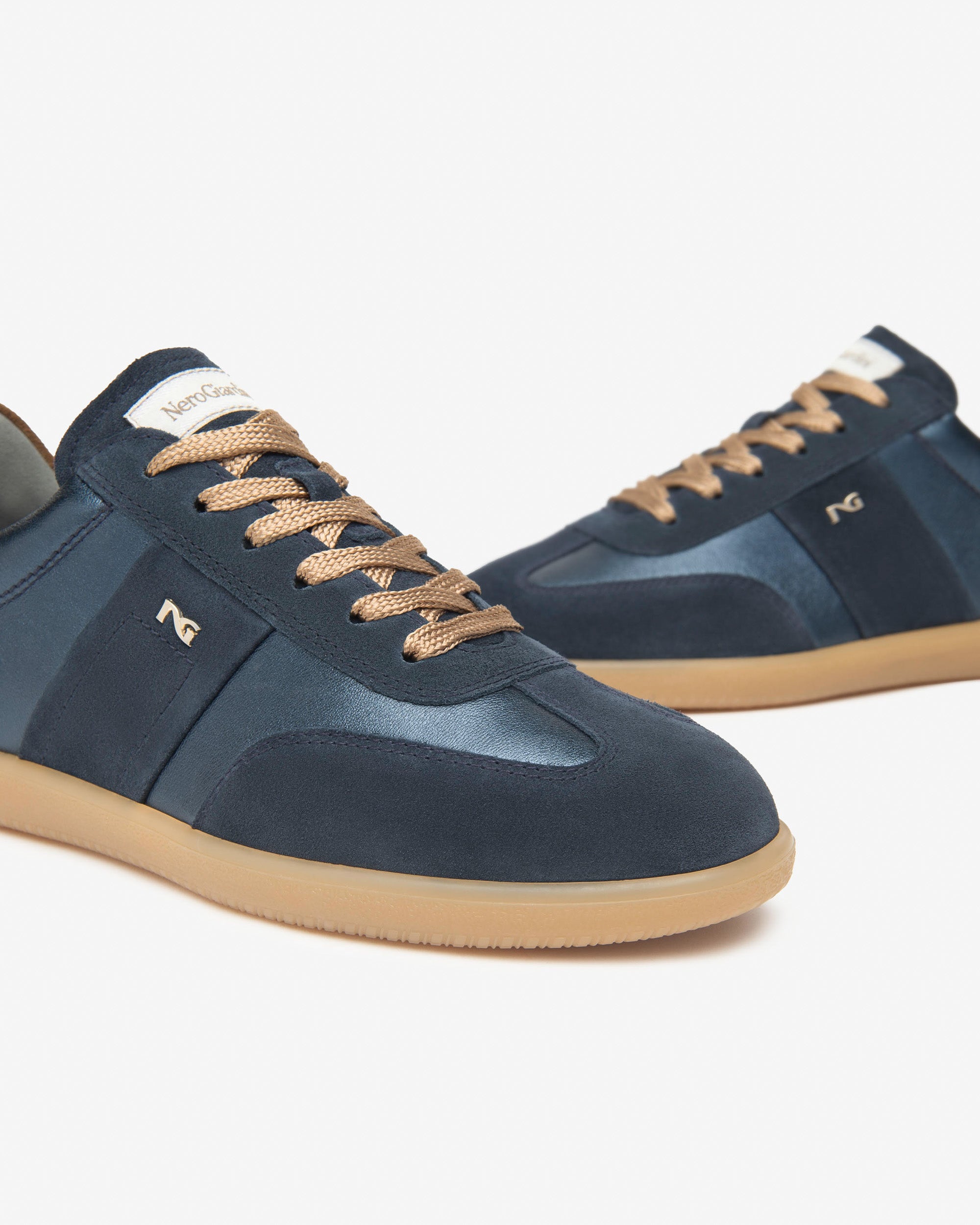NeroGiardini Sneakers Femme Cuir Velours DryGo Memory