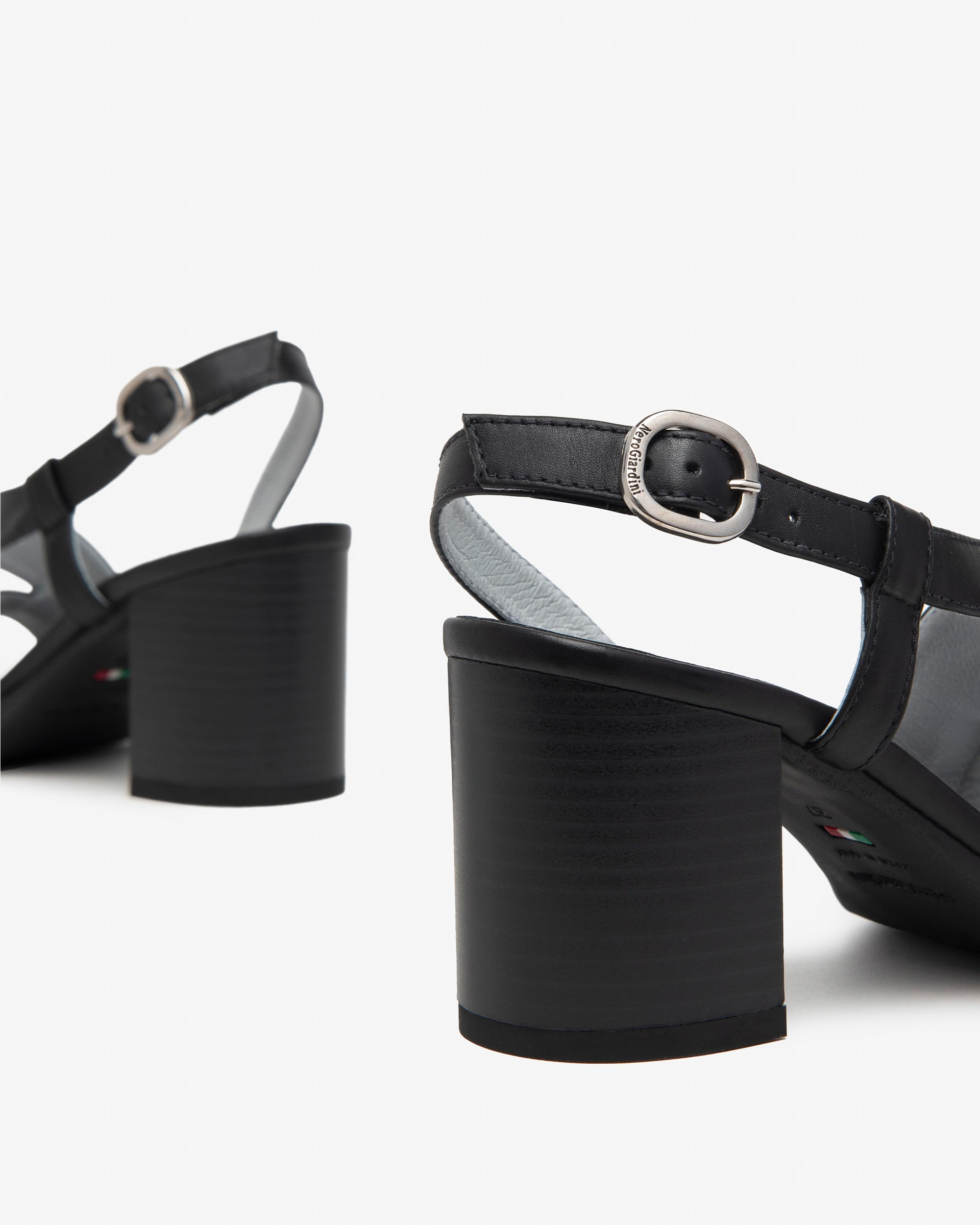 NeroGiardini Sandales Femme Cuir Made in Italy Été
